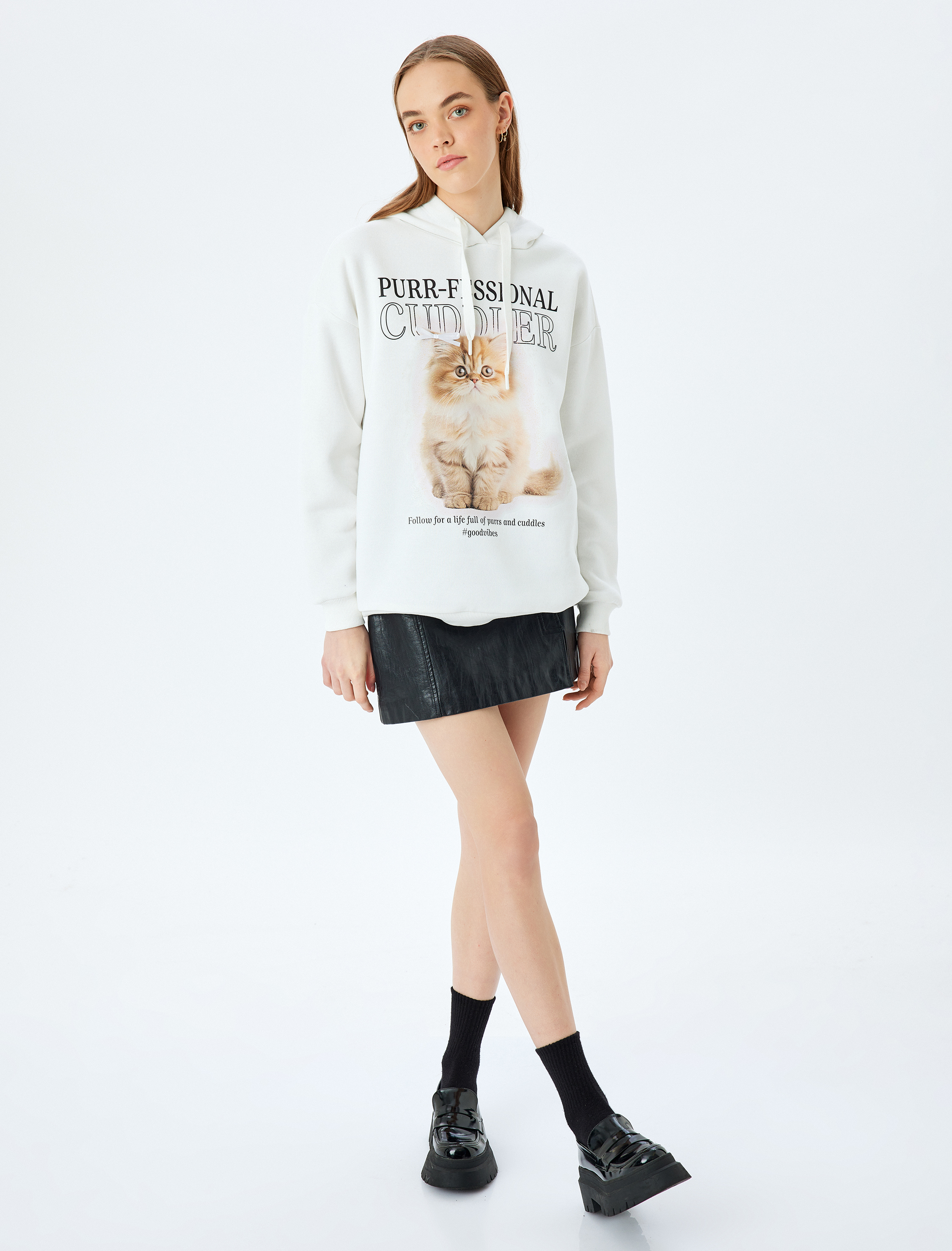  Şardonlu Kapüşonlu Kedi Baskılı Uzun Kollu Rahat Kalıp Sweatshirt