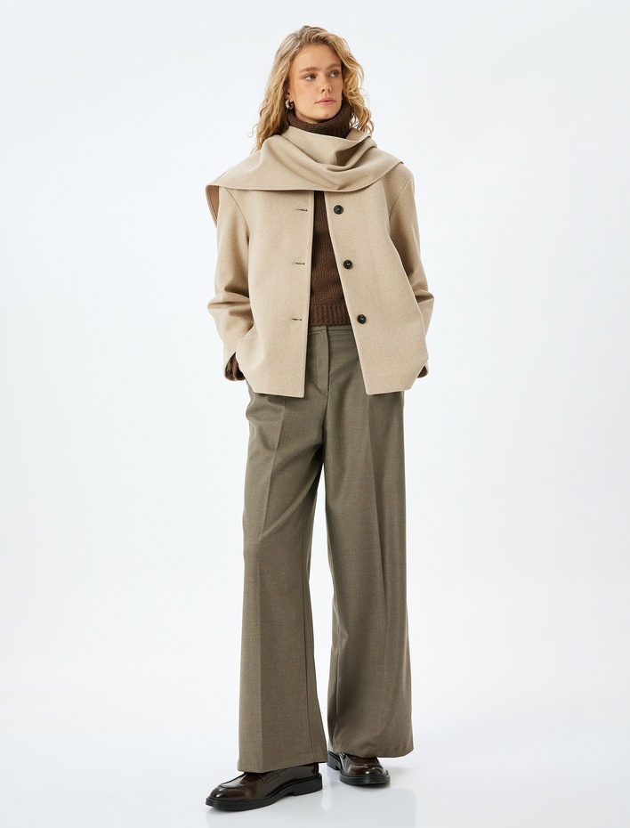  Düğmeli Cepli Uzun Kollu Atkılı Kısa Kaşe Kaban