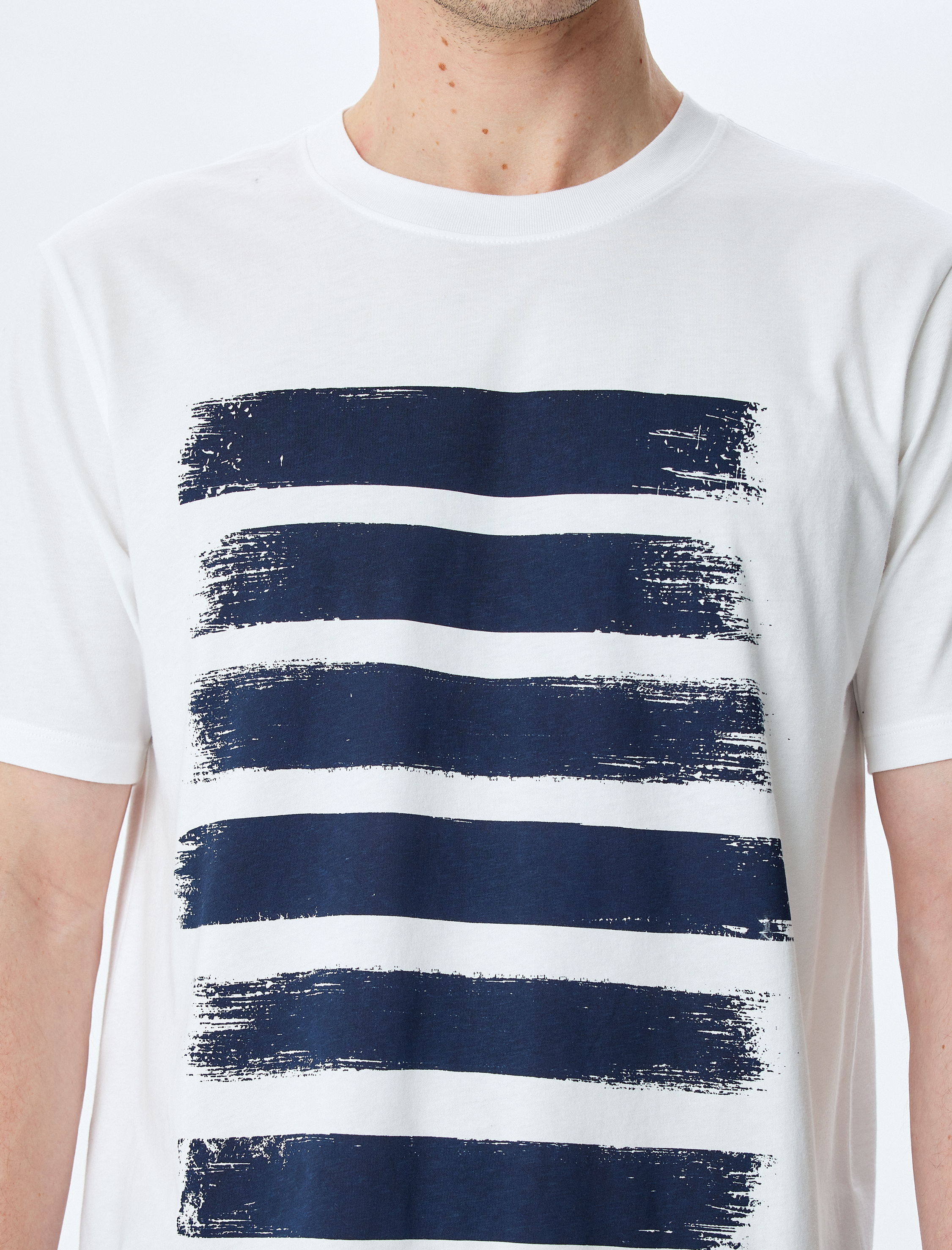   Bisiklet Yaka Çizgi Baskılı Pamuklu Kısa Kollu Slim Fit Tişört