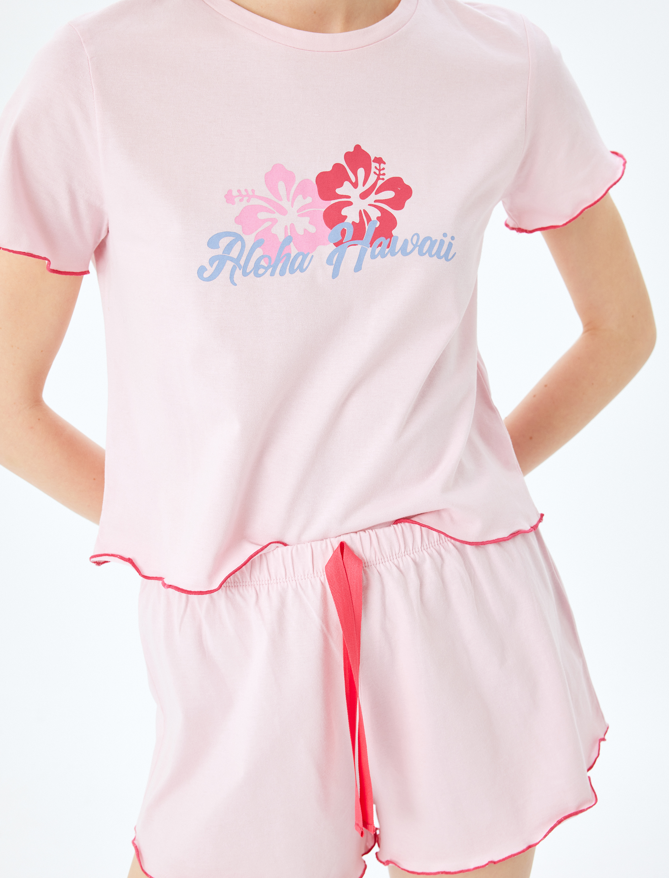   Pamuklu Baskılı Şortlu Pijama Takımı