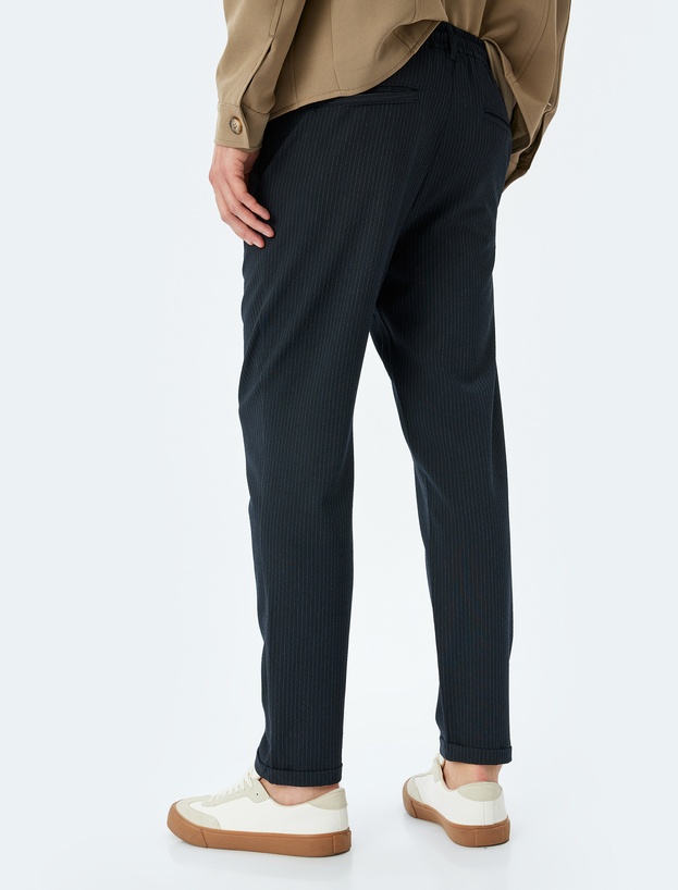 Katlamalı Paça Viskon Karışımlı Düğmeli Beli Bağcıklı Slim Fit Pantolon_3