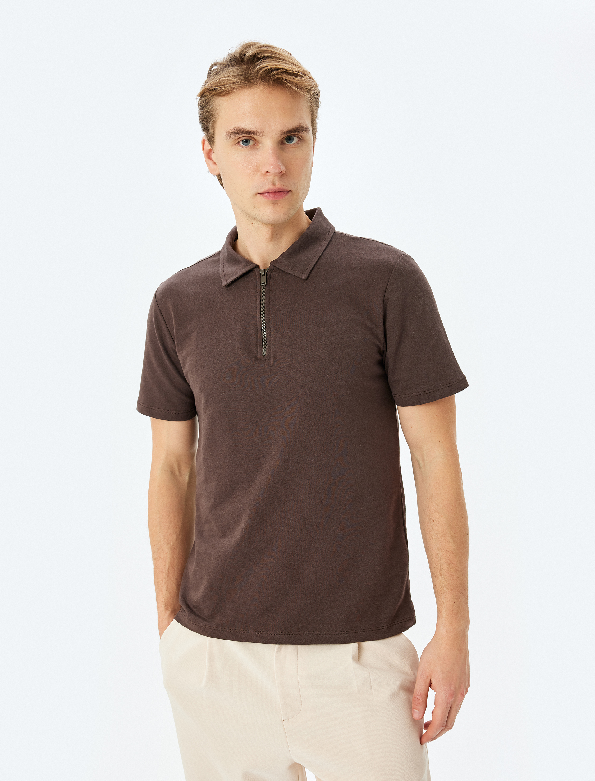 Kısa Kollu Regular Fit Pamuklu Yarım Fermuarlı Tişört