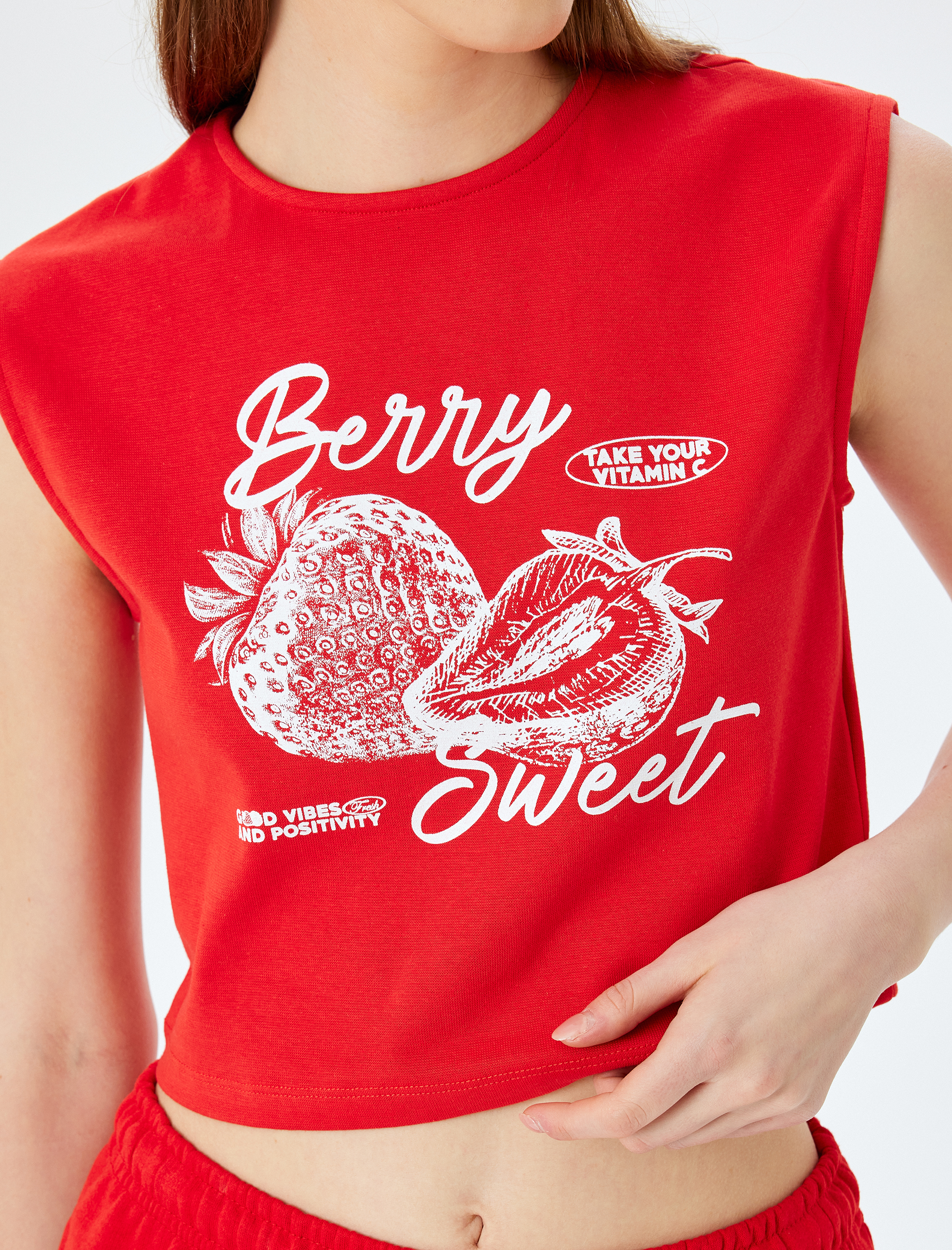   Çilek Baskılı Crop Kolsuz Bisiklet Yaka Atlet