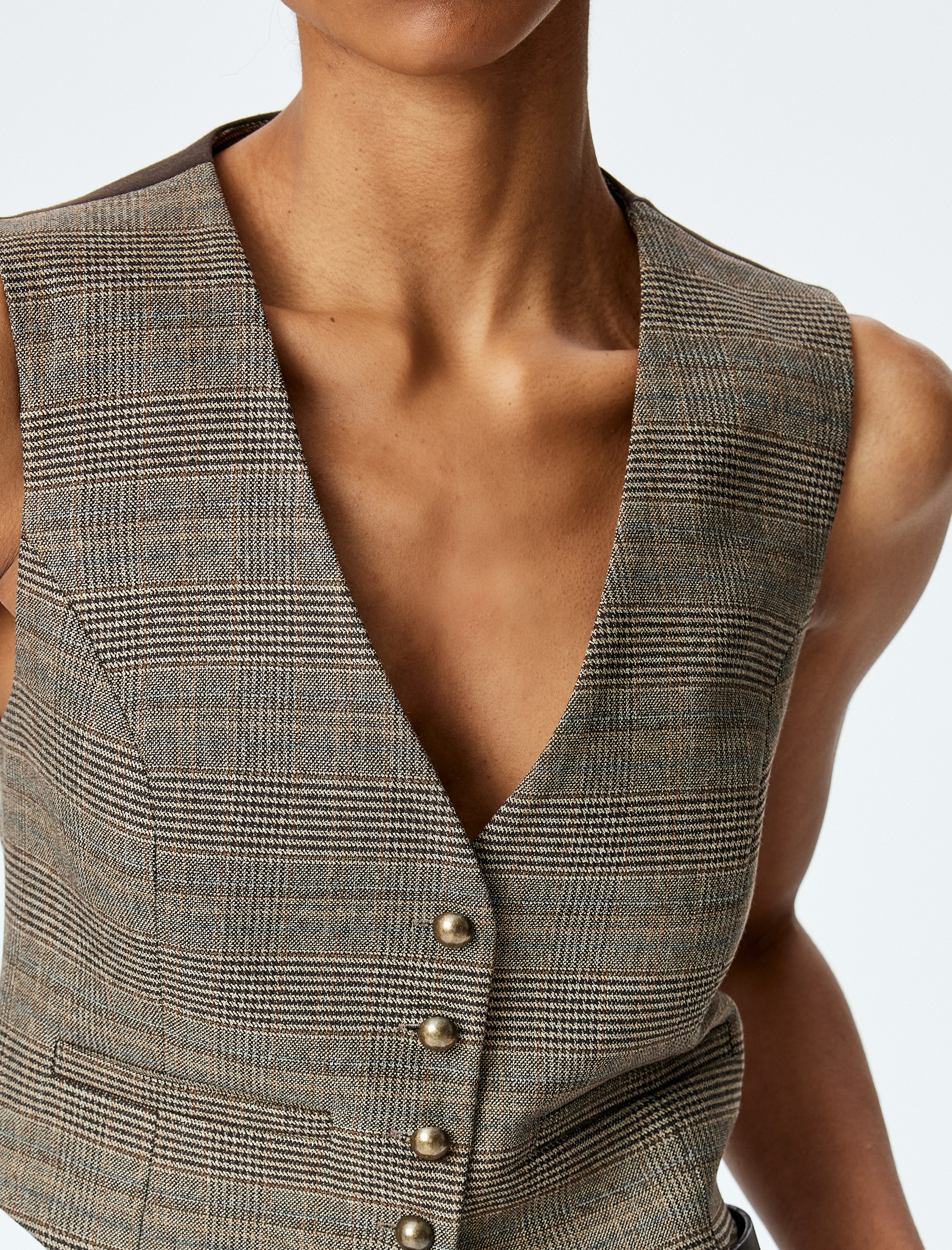   Düğmeli V Yaka Ekose Yelek