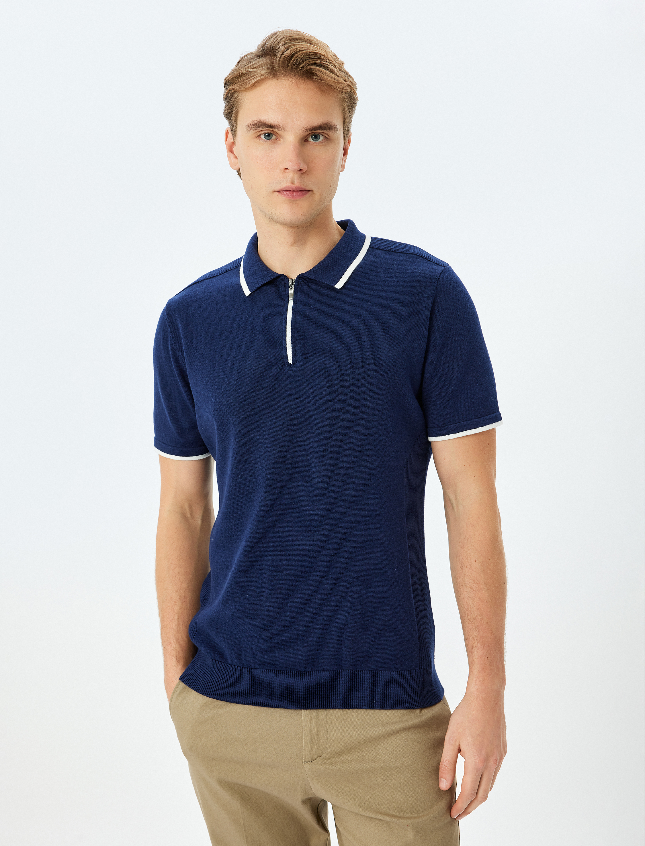   Kısa Kollu Polo Yaka Pamuklu Yarım Fermuarlı Triko Tişört