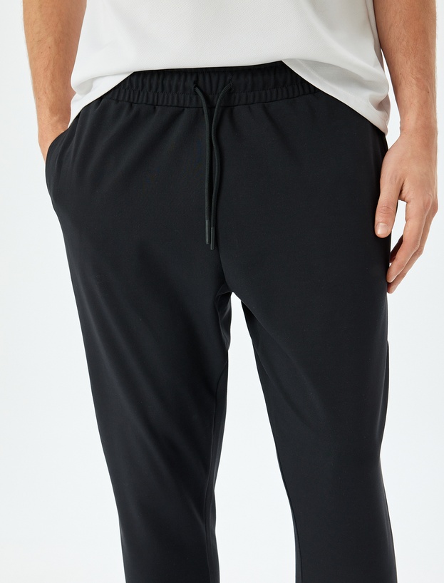 Beli Bağcıklı Cep Detaylı Jogger Spor Eşofman Altı_4