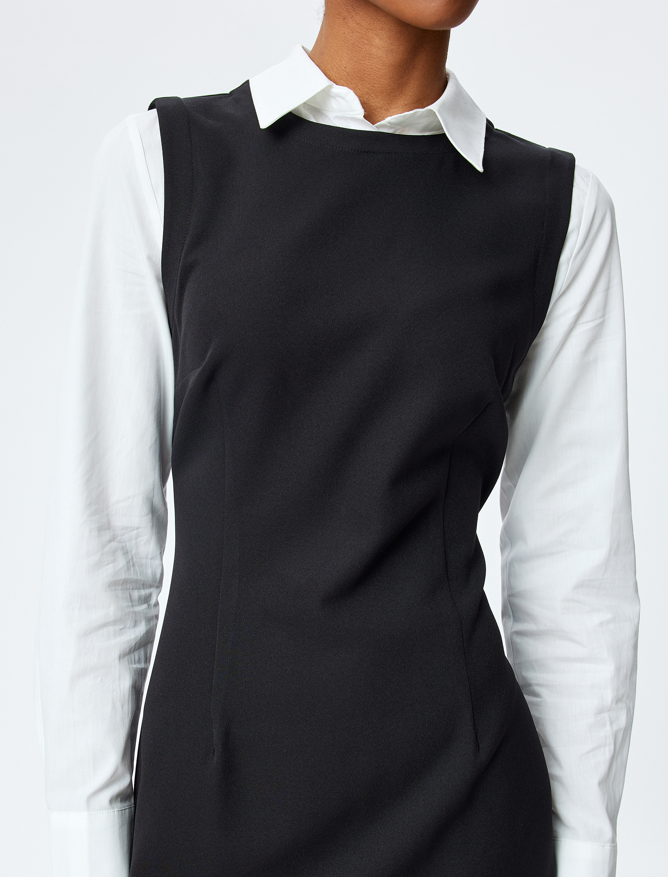 Slim Fit Kolsuz Mini Jile Elbise