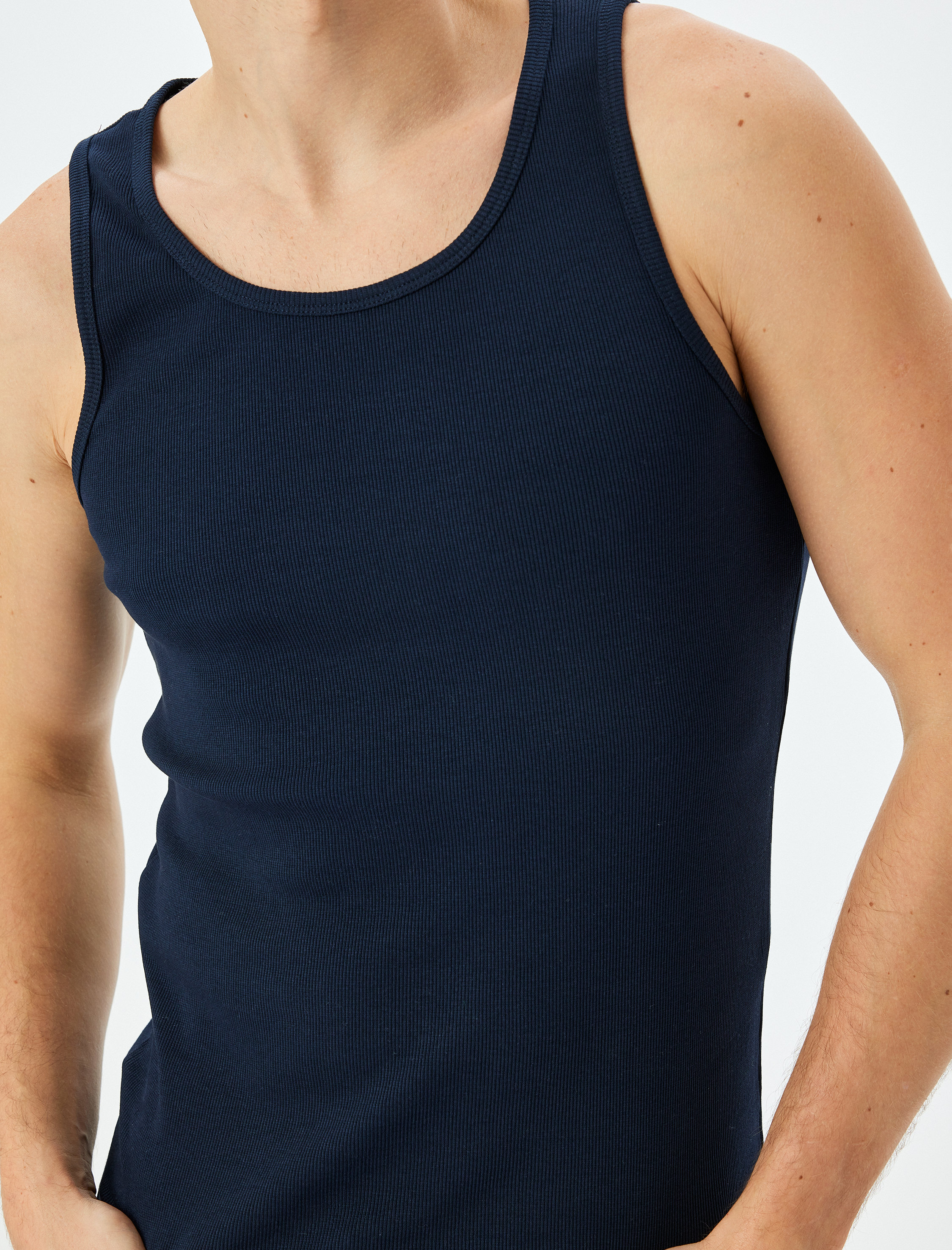   Bisiklet Yaka Slim Fit Kolsuz Fitilli Basic Atlet