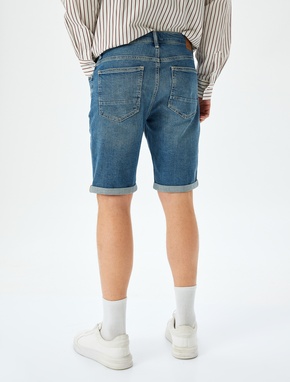 Katlamalı Paça Bermuda Slim Fit Jean Şort_3