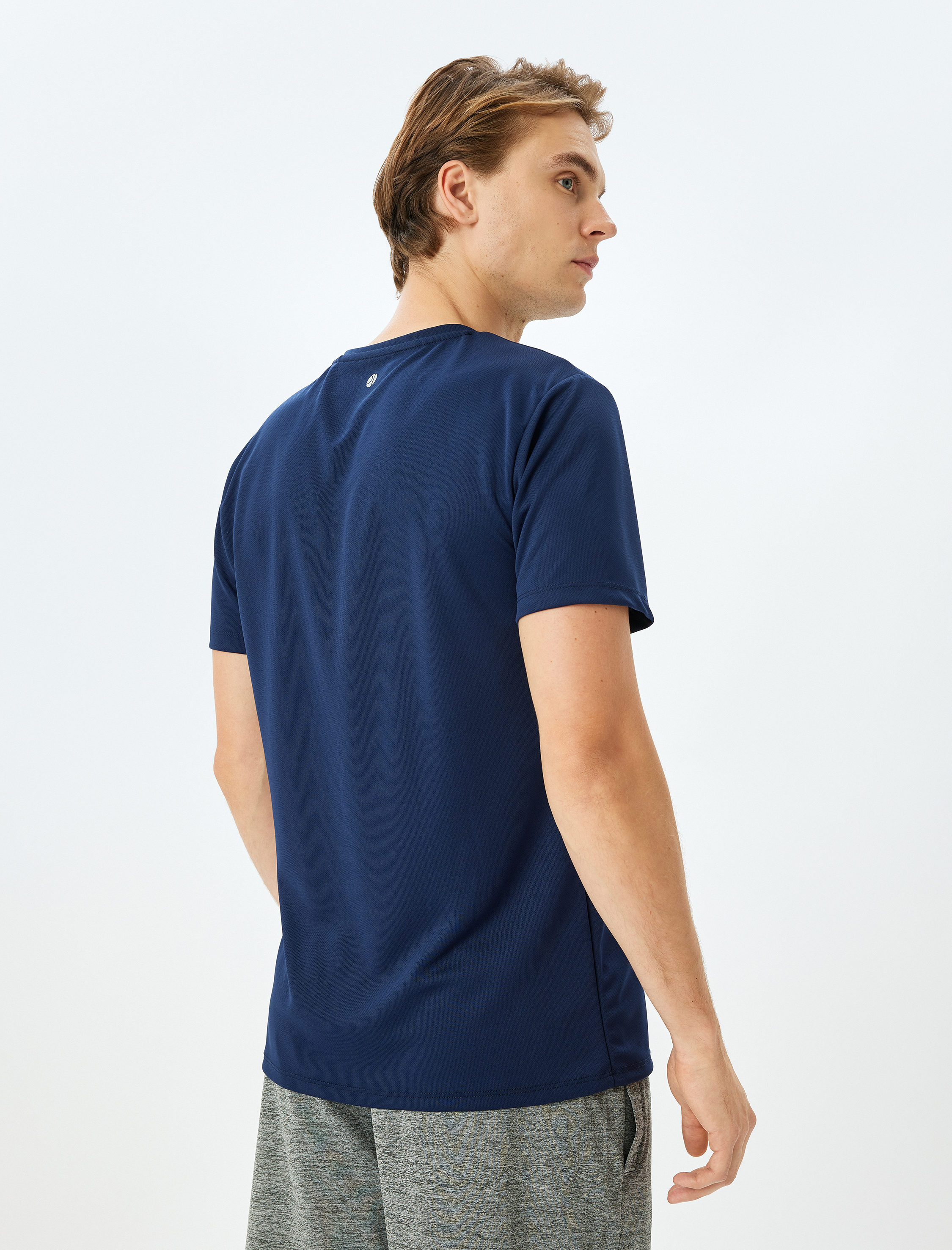 Bisiklet Yaka Baskı Detaylı Kısa Kollu Basic Spor Tişört