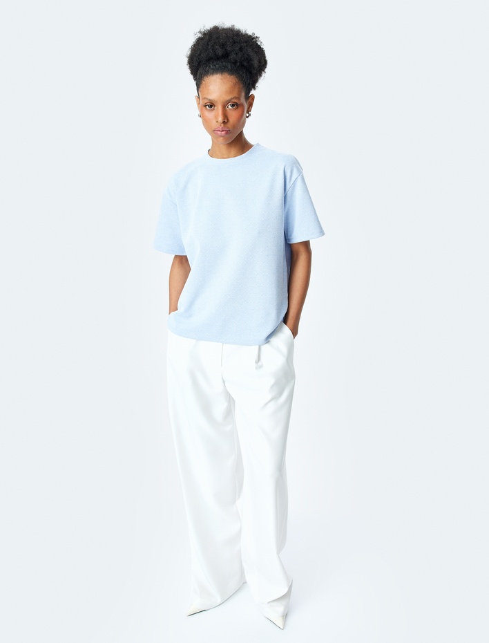  Bisiklet Yaka Rahat Kesim Kısa Kollu Tişört