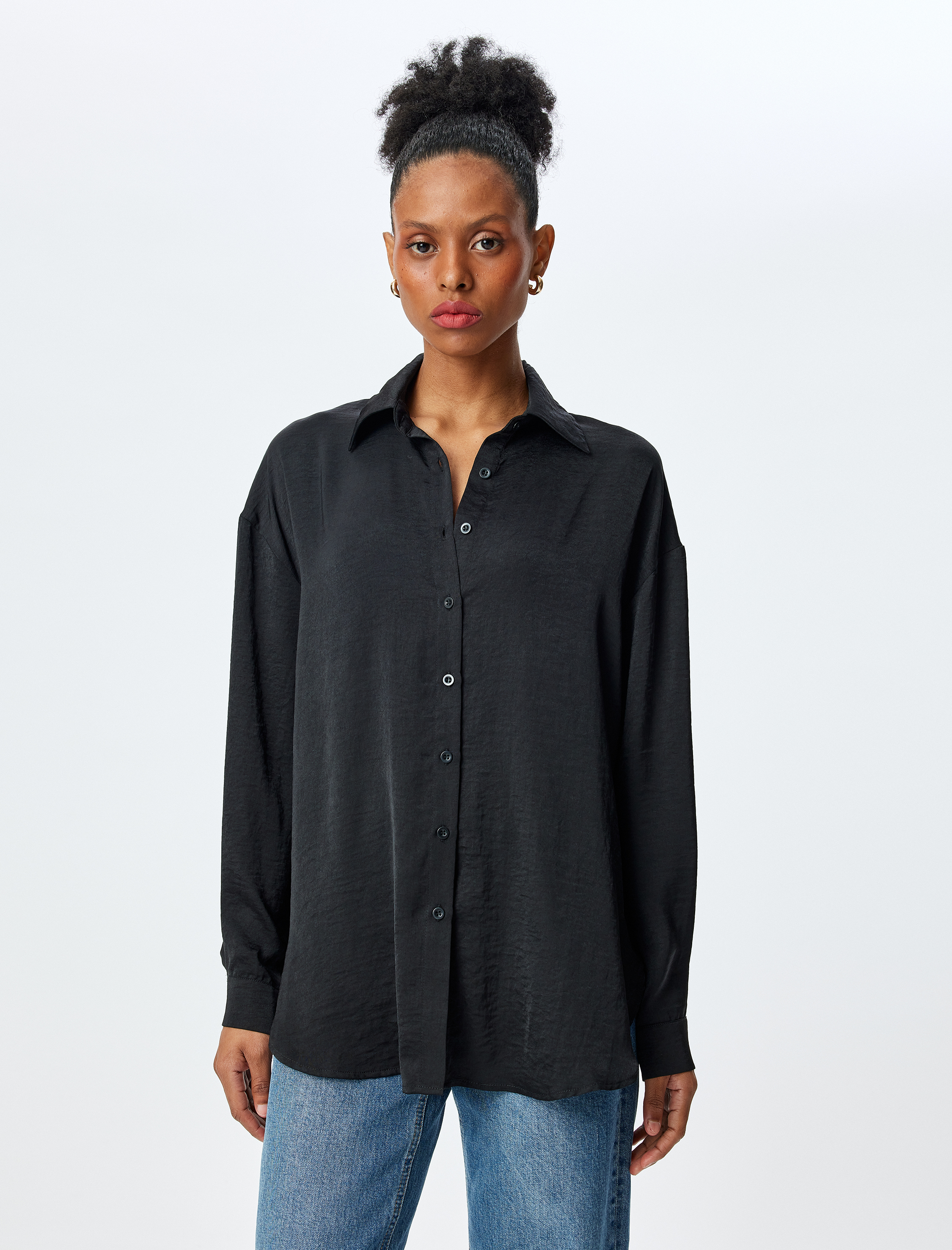   Klasik Yaka Uzun Kollu Oversize Gömlek