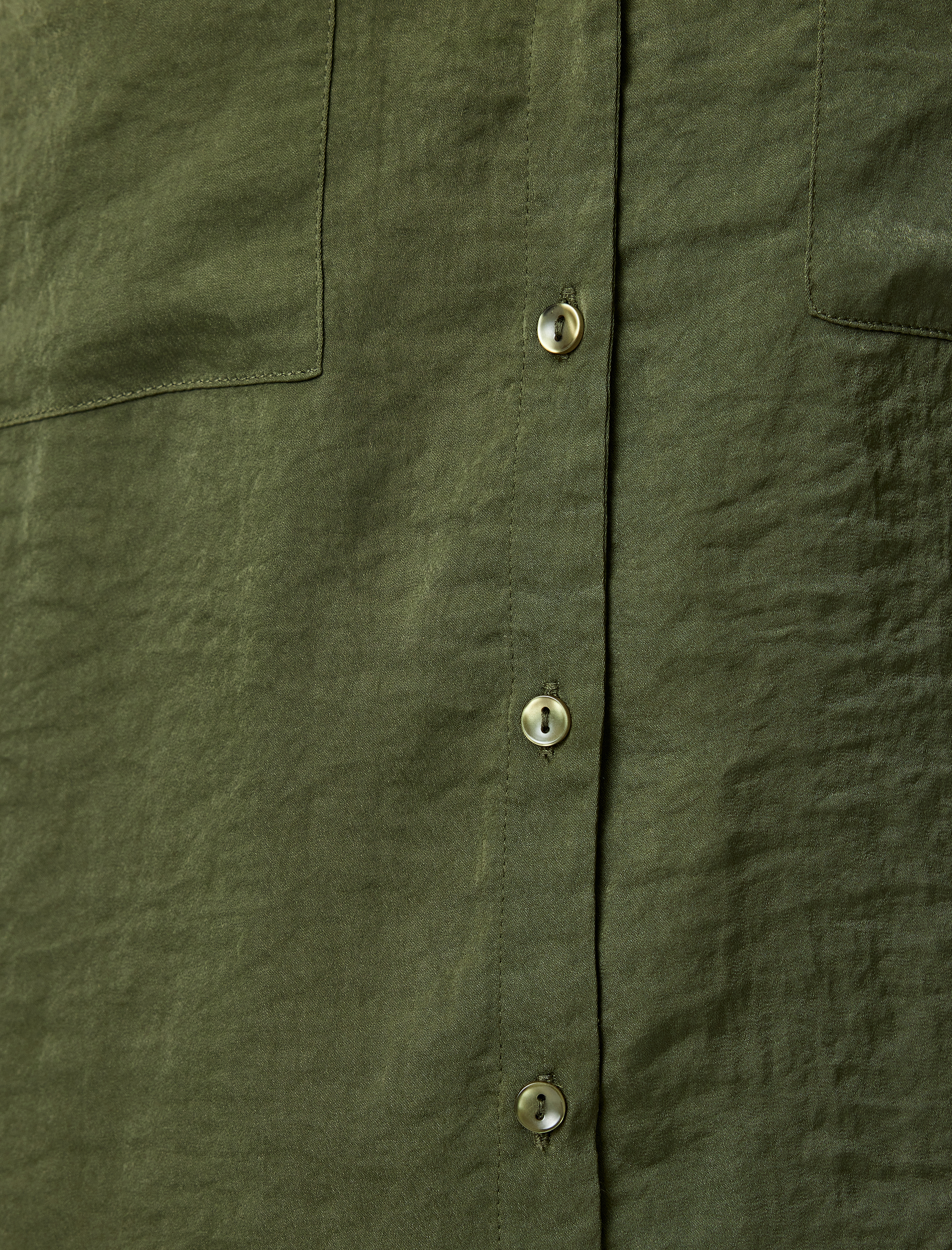   Uzun Kollu Cepli Hakim Yaka Saten Gömlek