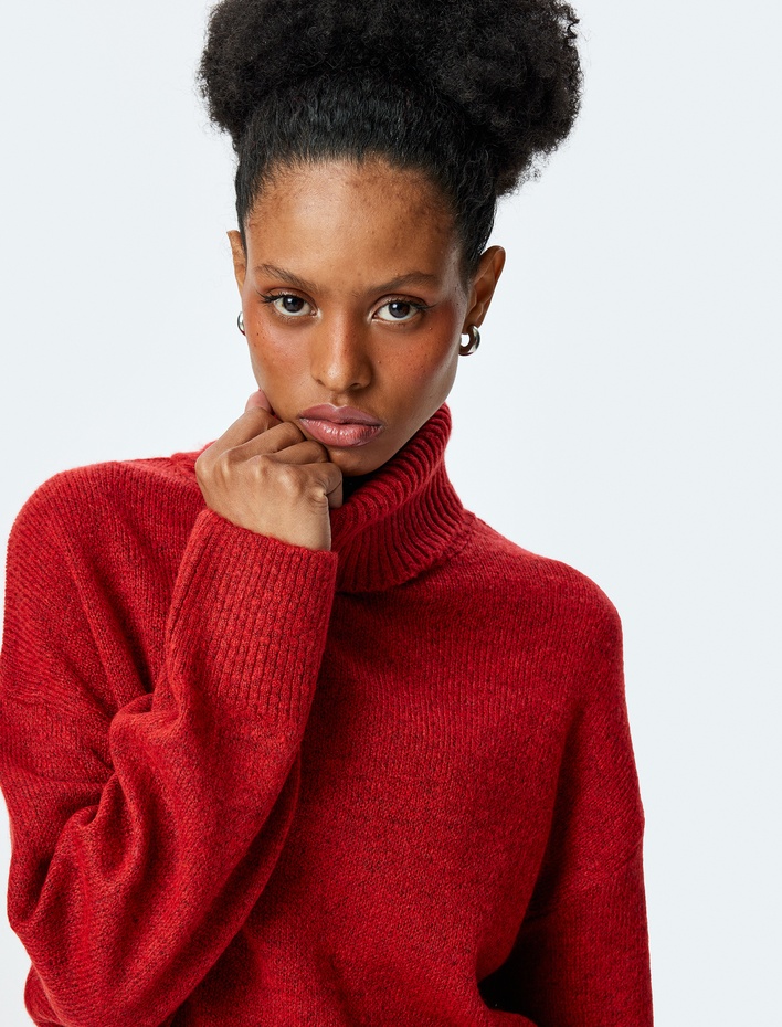  Uzun Kollu Balıkçı Yaka Oversize Örgü Kazak