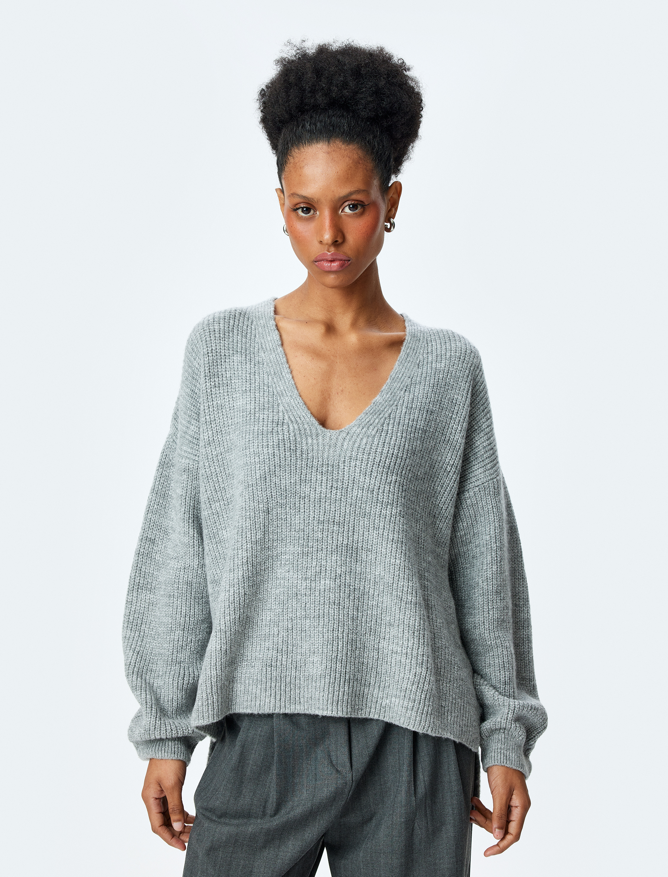 V Yaka Uzun Kollu Oversize Kazak