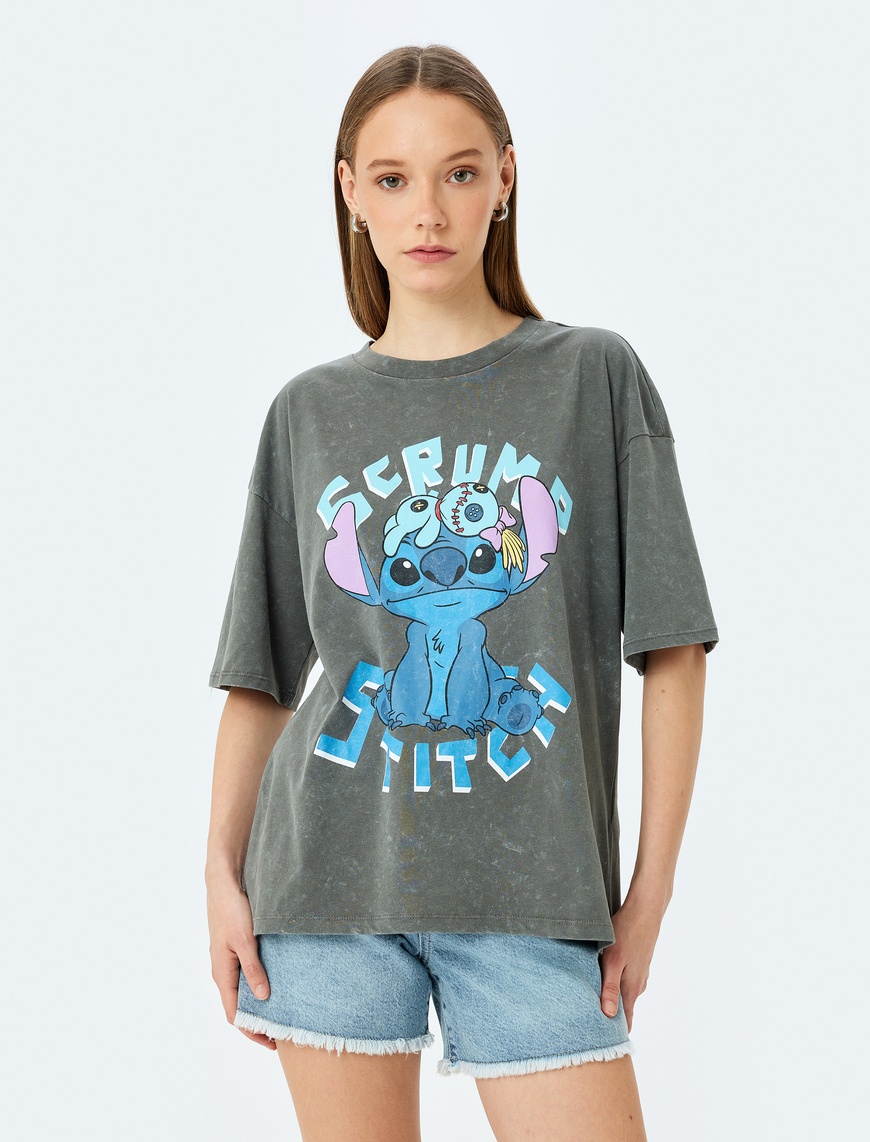   Stitch Lisanslı Baskılı Kısa Kollu Bisiklet Yaka Oversize Tişört