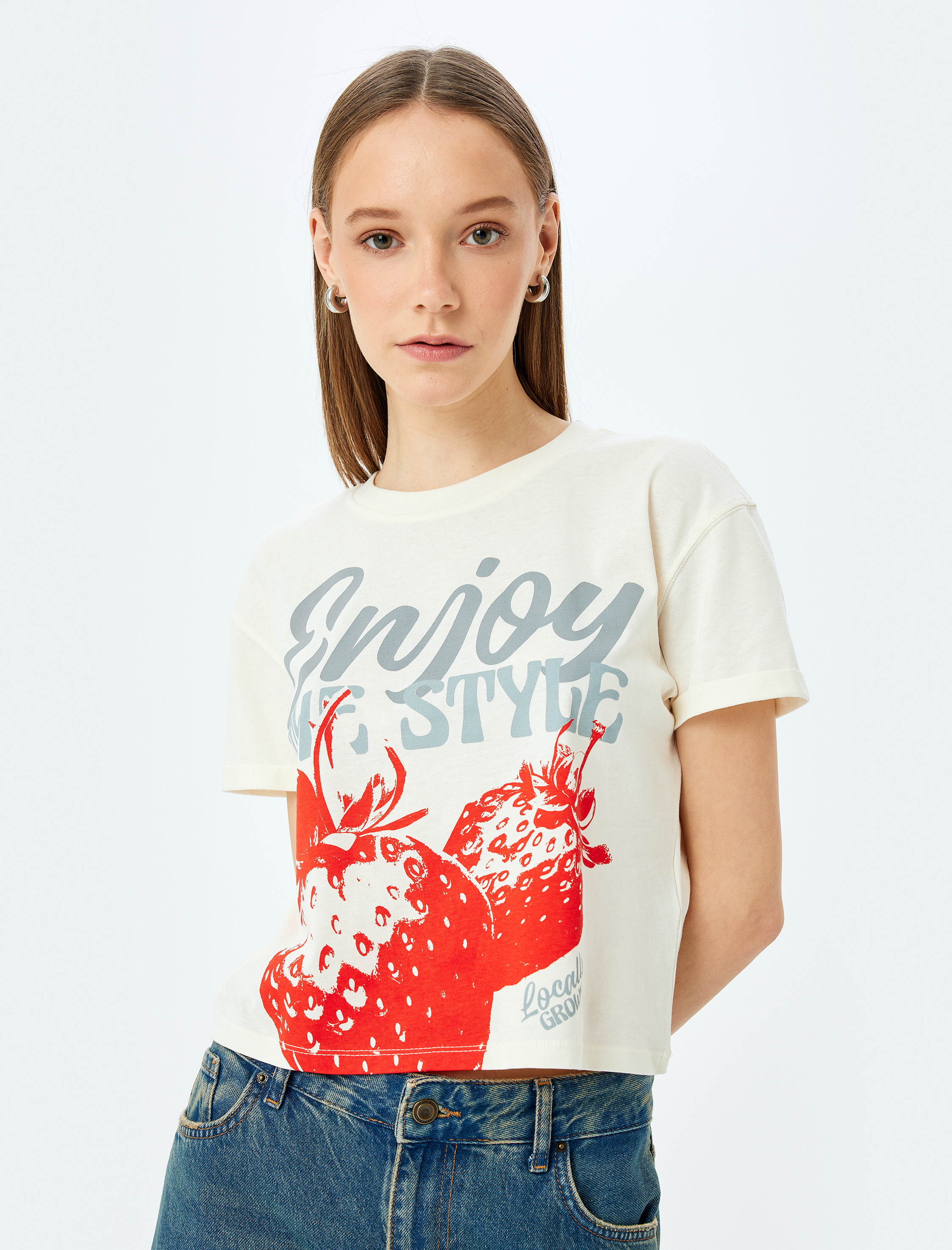   Çilek Baskılı Bisiklet Yaka Pamuklu Kısa Kollu Tişört