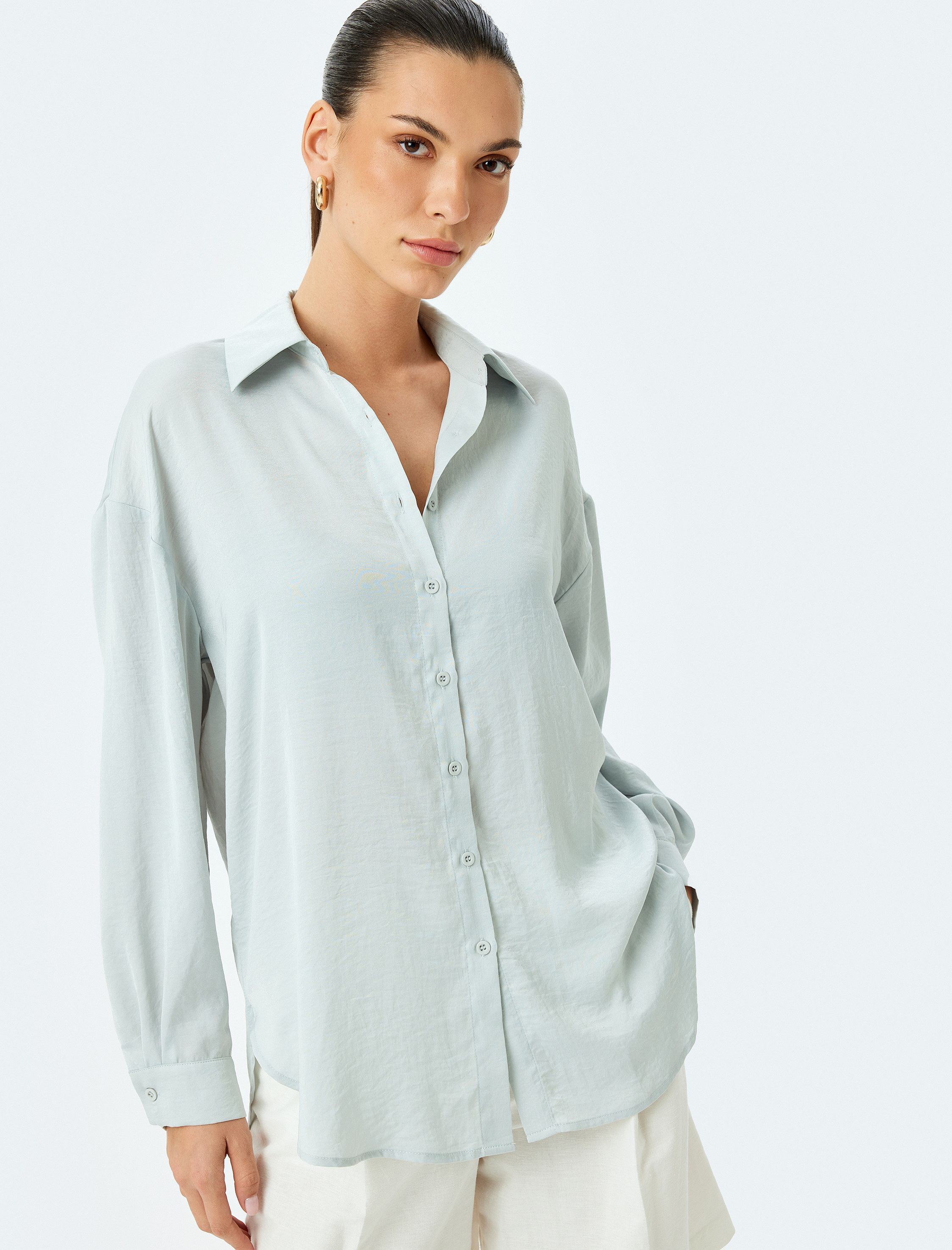   Klasik Yaka Uzun Kollu Oversize Gömlek