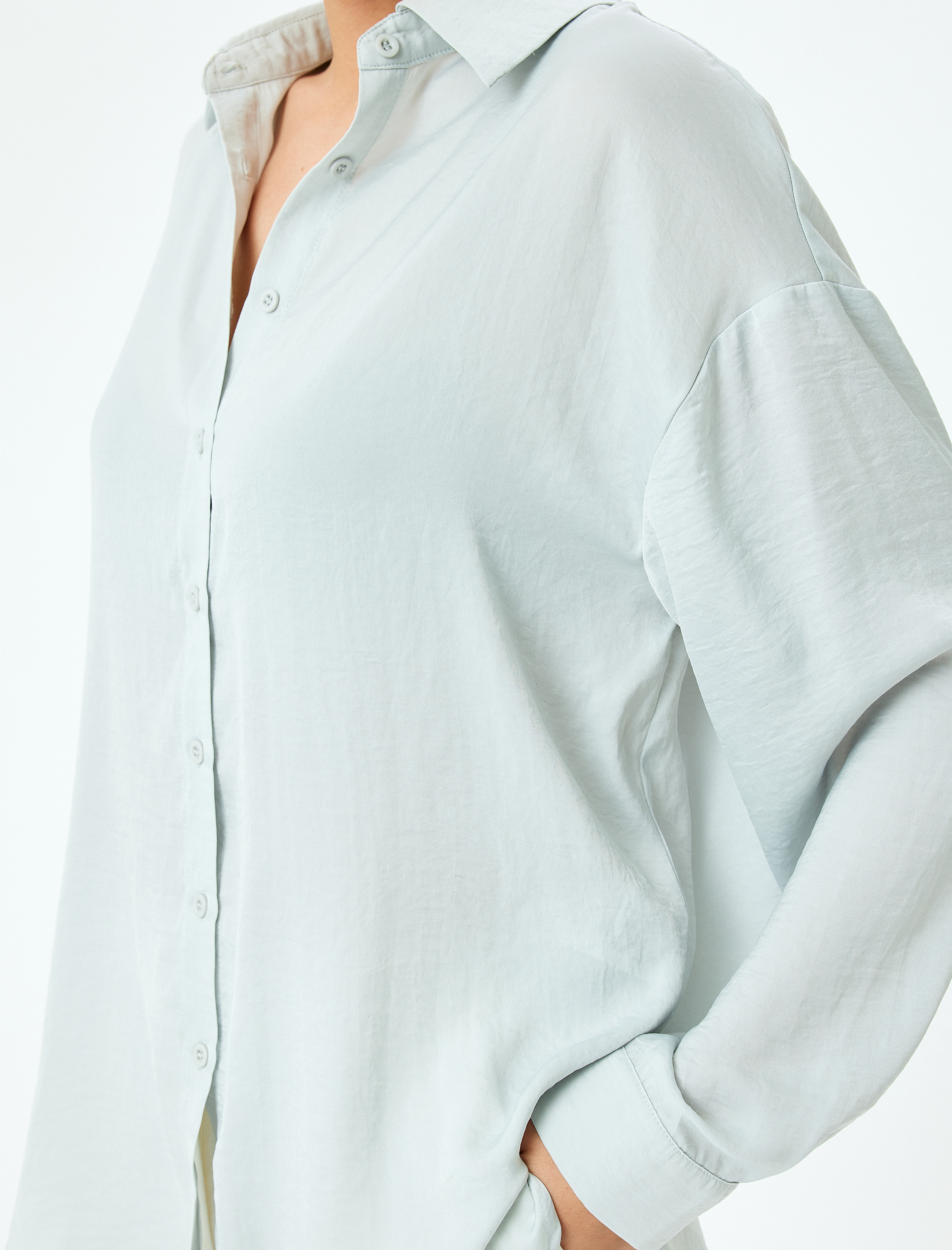   Klasik Yaka Uzun Kollu Oversize Gömlek
