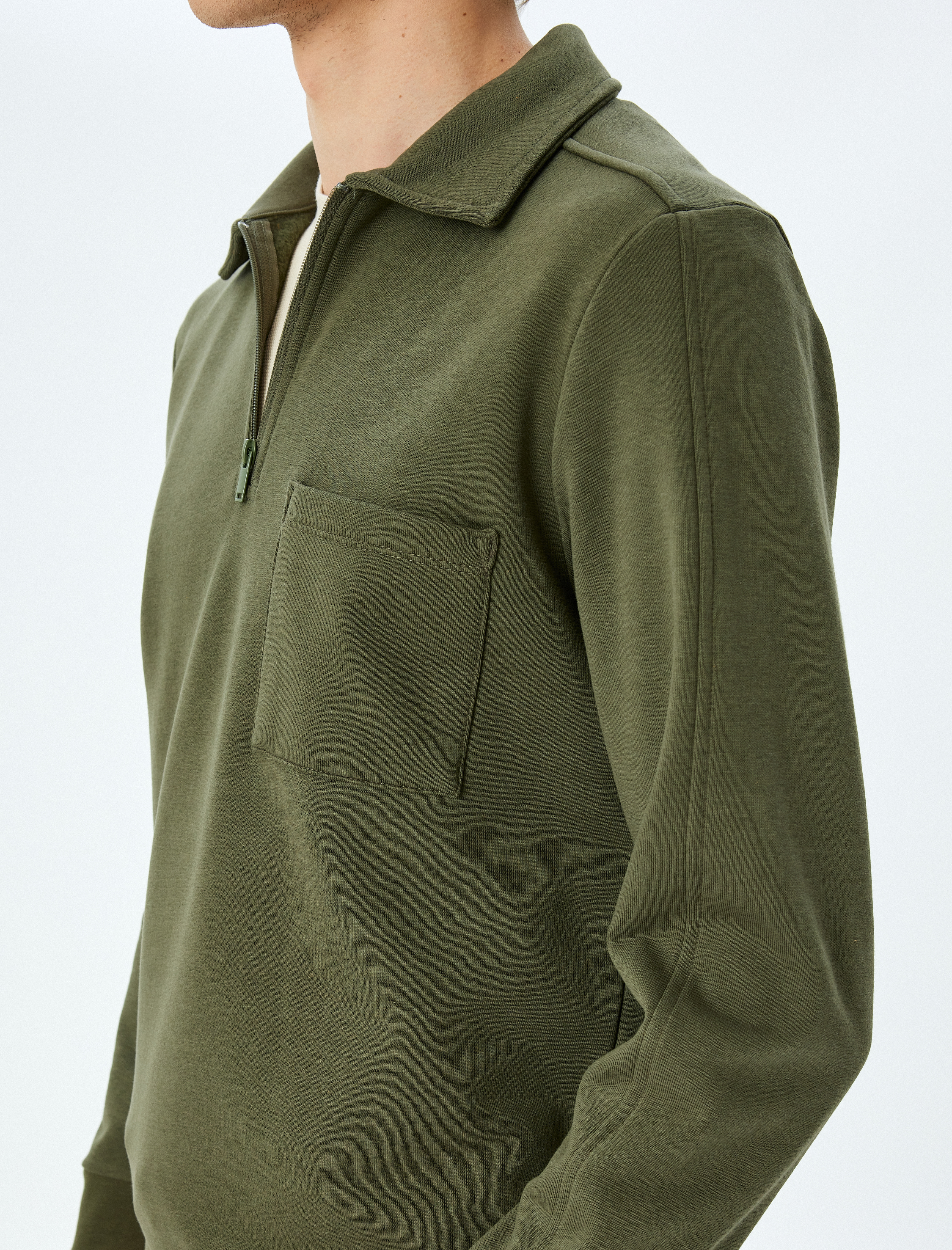   Uzun Kollu Cep Detaylı Basic Şardonlu Yarım Fermuarlı Polo Yaka Sweatshirt