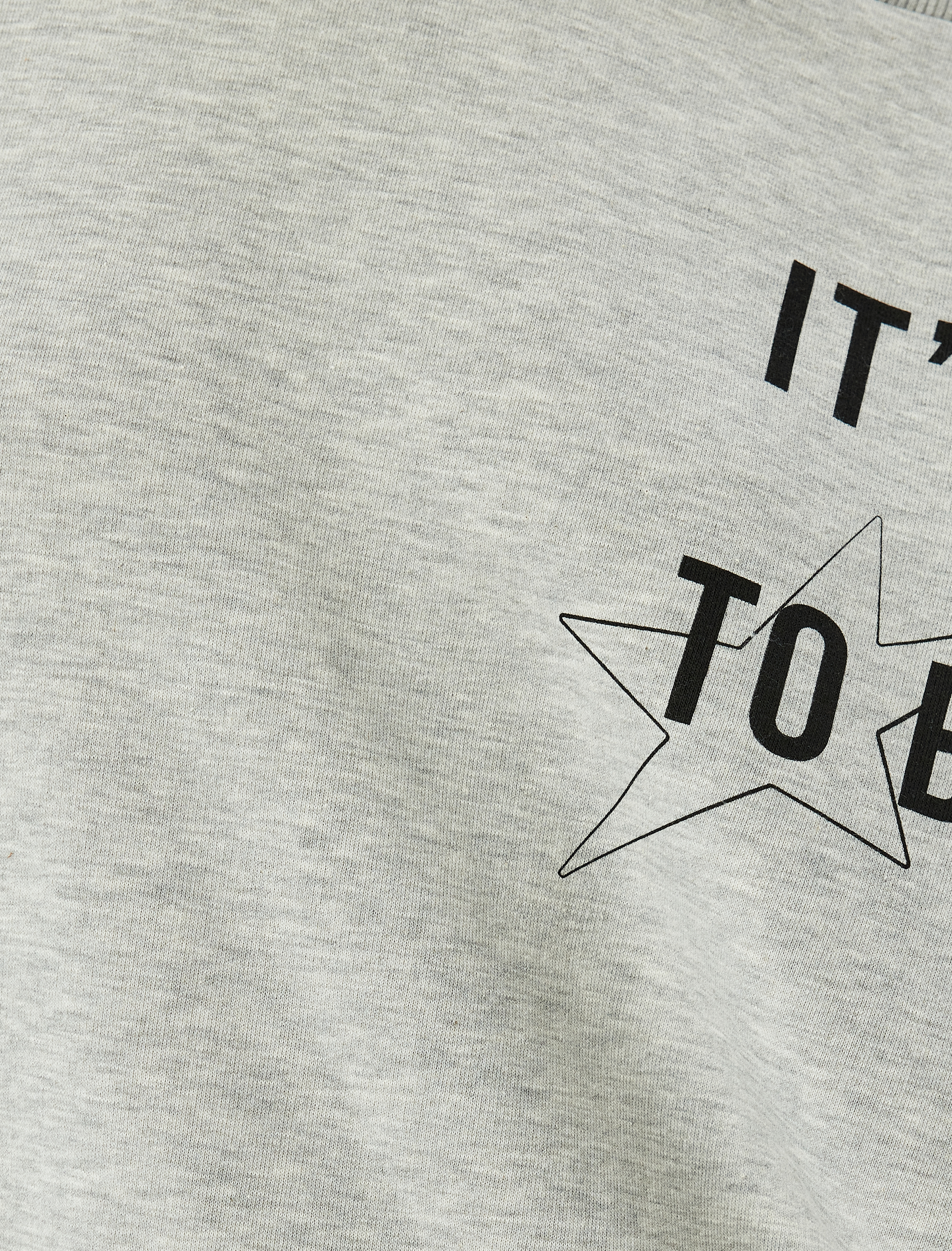   Şardonlu Omzu Açık Kayık Yaka Baskılı Oversize Sweatshirt