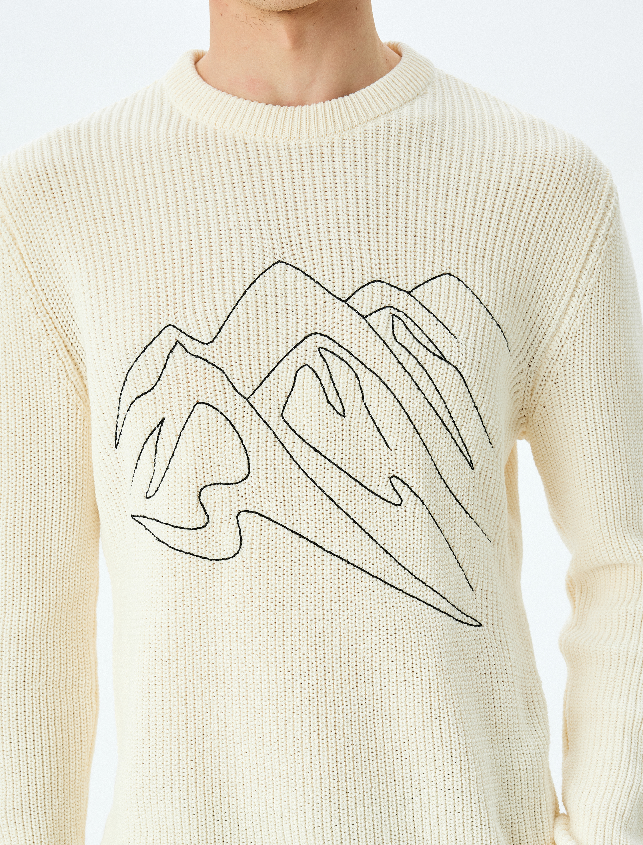   Bisiklet Yaka Uzun Kollu Pamuk Karışımlı İşlemeli Kışlık Triko Kazak