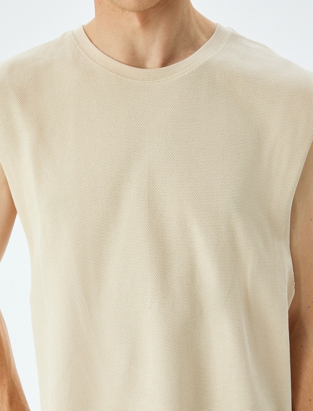 Pamuklu Bisiklet Yaka Oversize Kolsuz Tişört_4