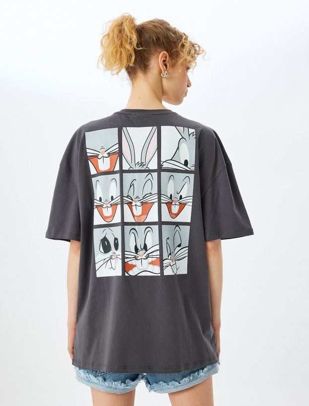 Bugs Bunny Lisanslı Arkası Baskılı Oversize Tişört_3