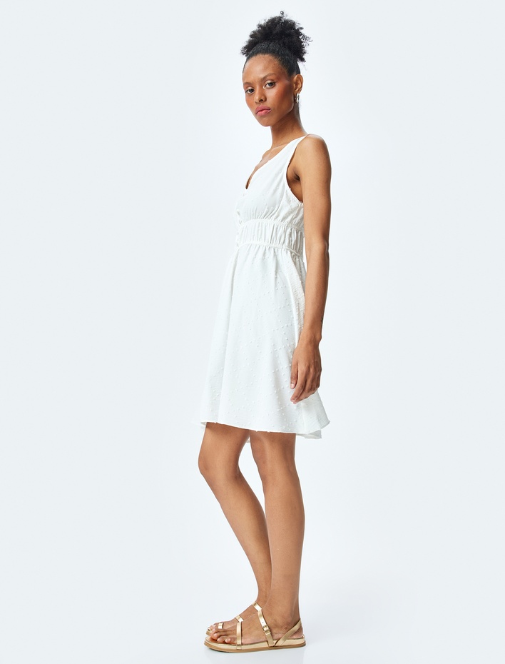  Dokulu A Kesim Kolsuz V Yaka Gipe Detaylı Mini Elbise