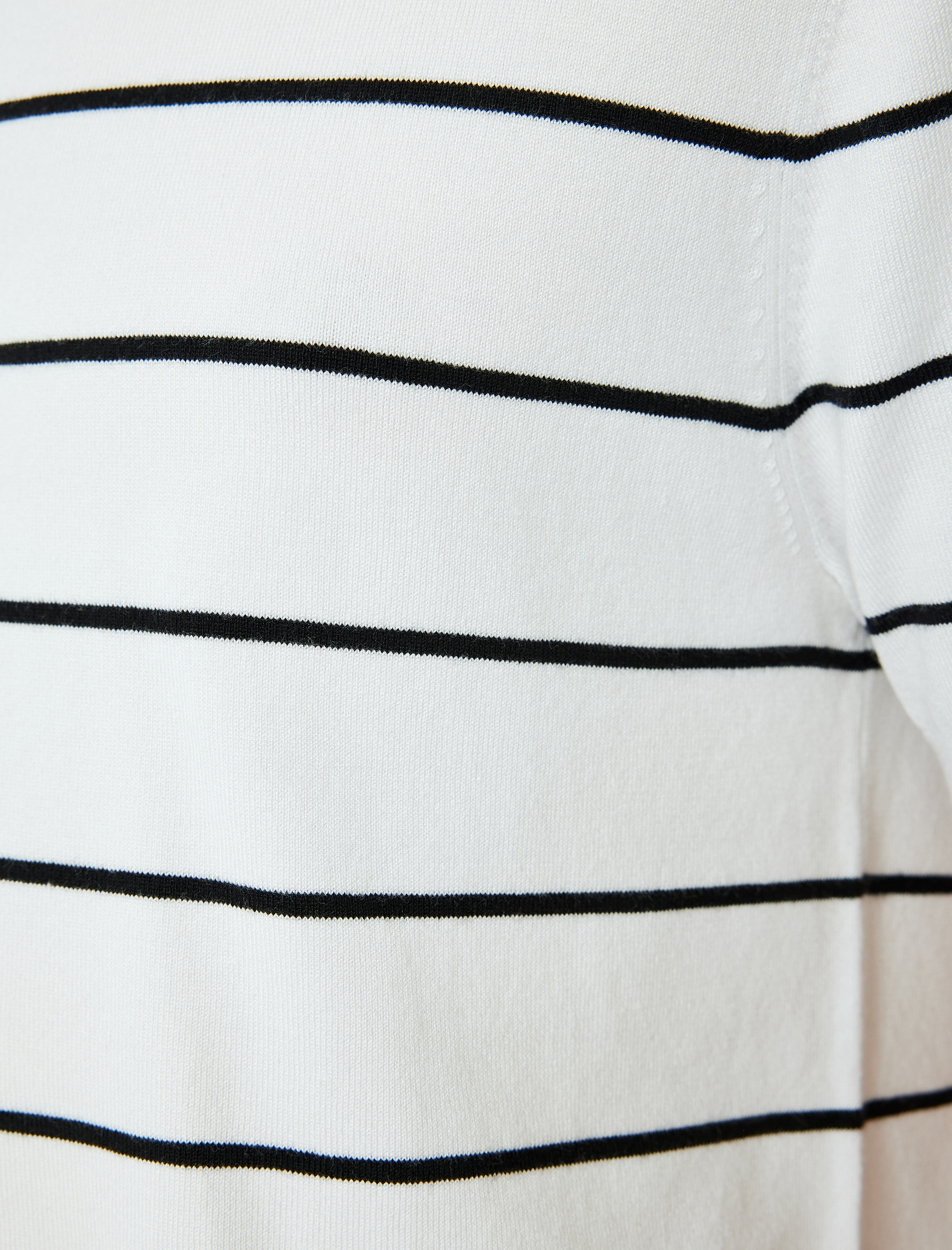   Çizgili Bisiklet Yaka Viskon Kısa Kollu Triko Tişört