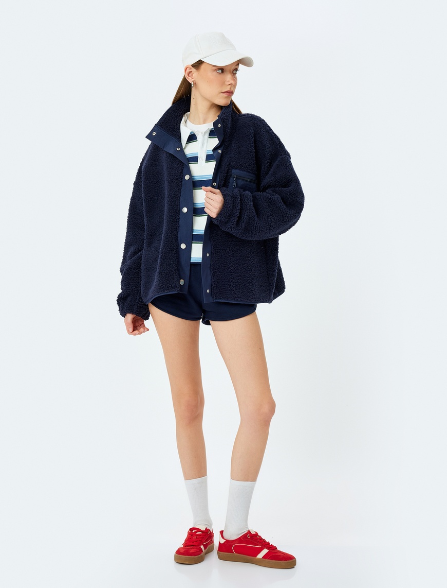   Fermuar Cep Detaylı Çıtçıt Düğmeli Peluş Oversize Sweatshirt