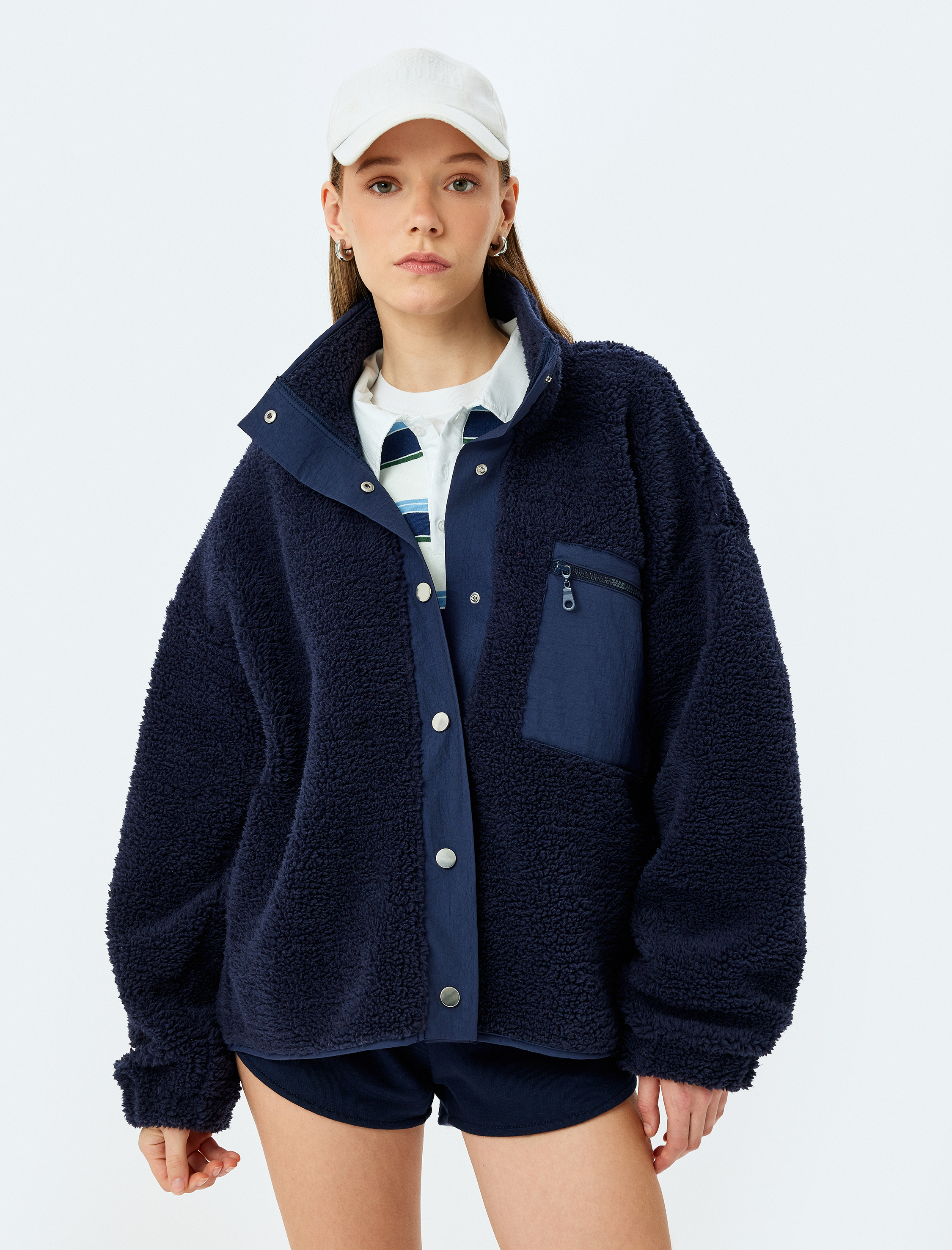   Fermuar Cep Detaylı Çıtçıt Düğmeli Peluş Oversize Sweatshirt