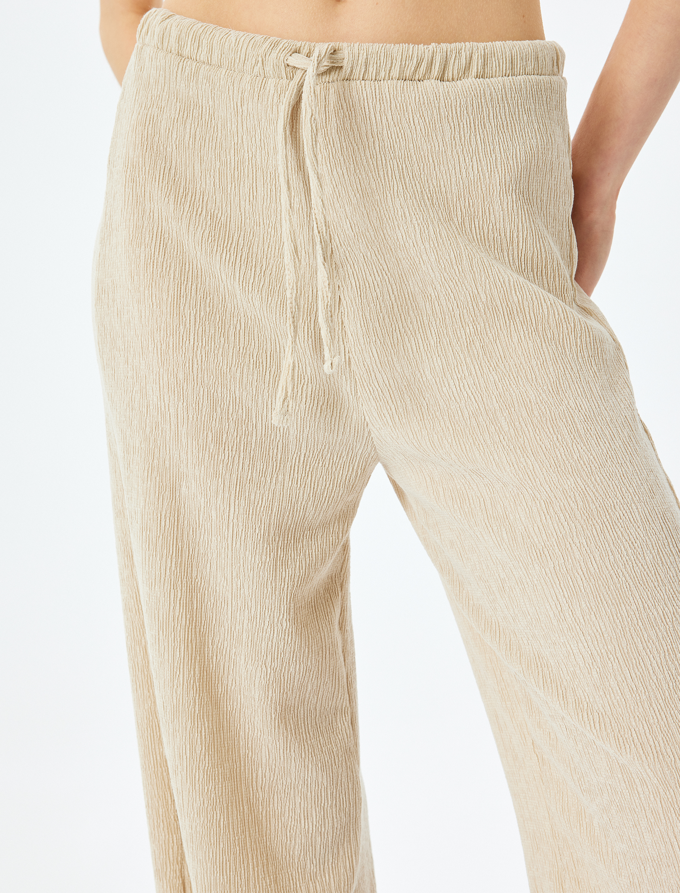 Beli Bağcıklı Rahat Kalıp Geniş Paça Pantolon Bürümcük