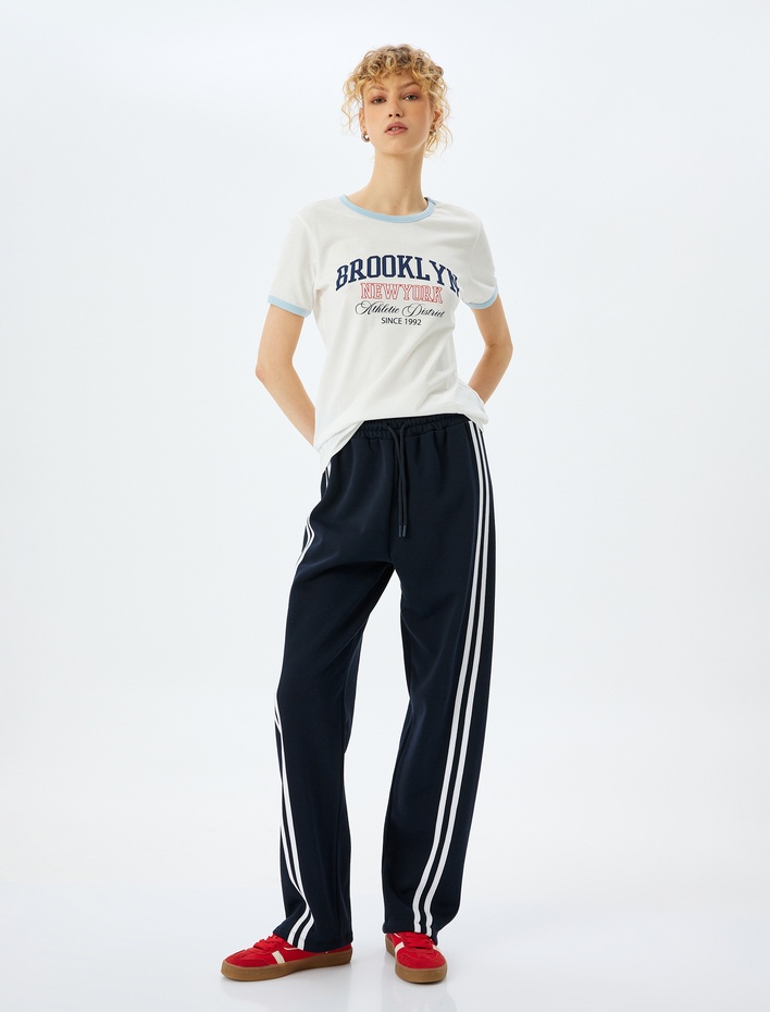  Slogan Baskılı Pamuklu Bisiklet Yaka Kısa Kollu Tişört