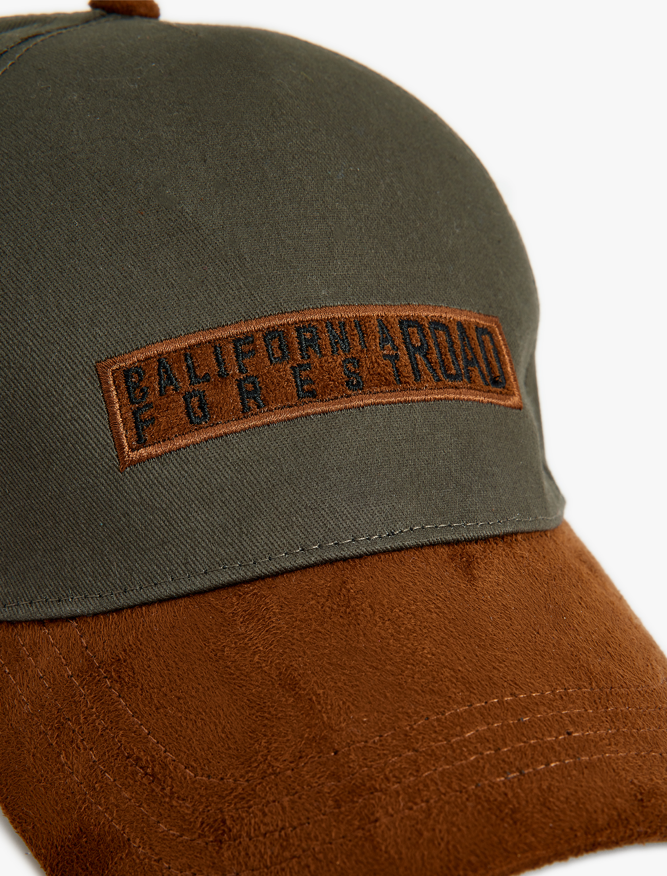  Erkek Pamuklu Slogan Baskılı Etiketli Suni Süet Detaylı Kep Şapka