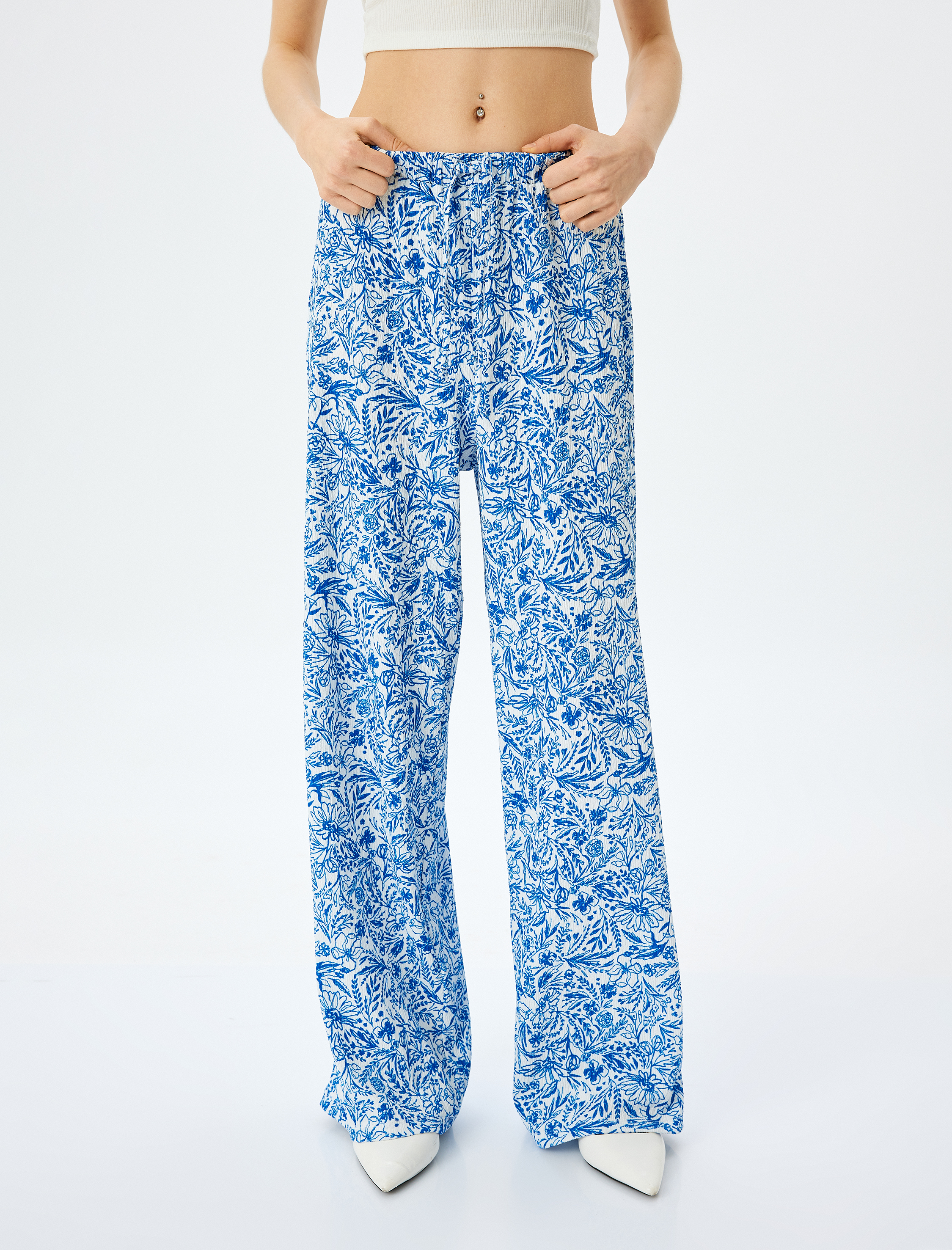   Beli Bağcıklı Geniş Paça Desenli Pantolon Bürümcük