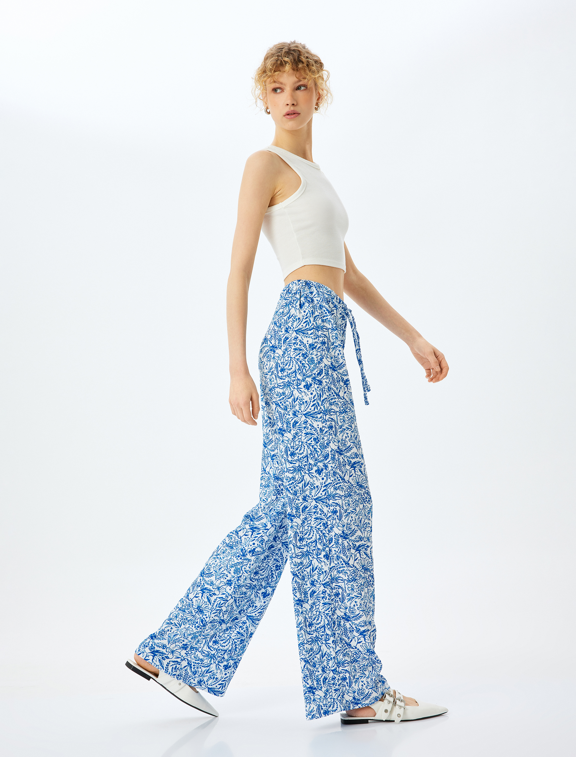   Beli Bağcıklı Geniş Paça Desenli Pantolon Bürümcük