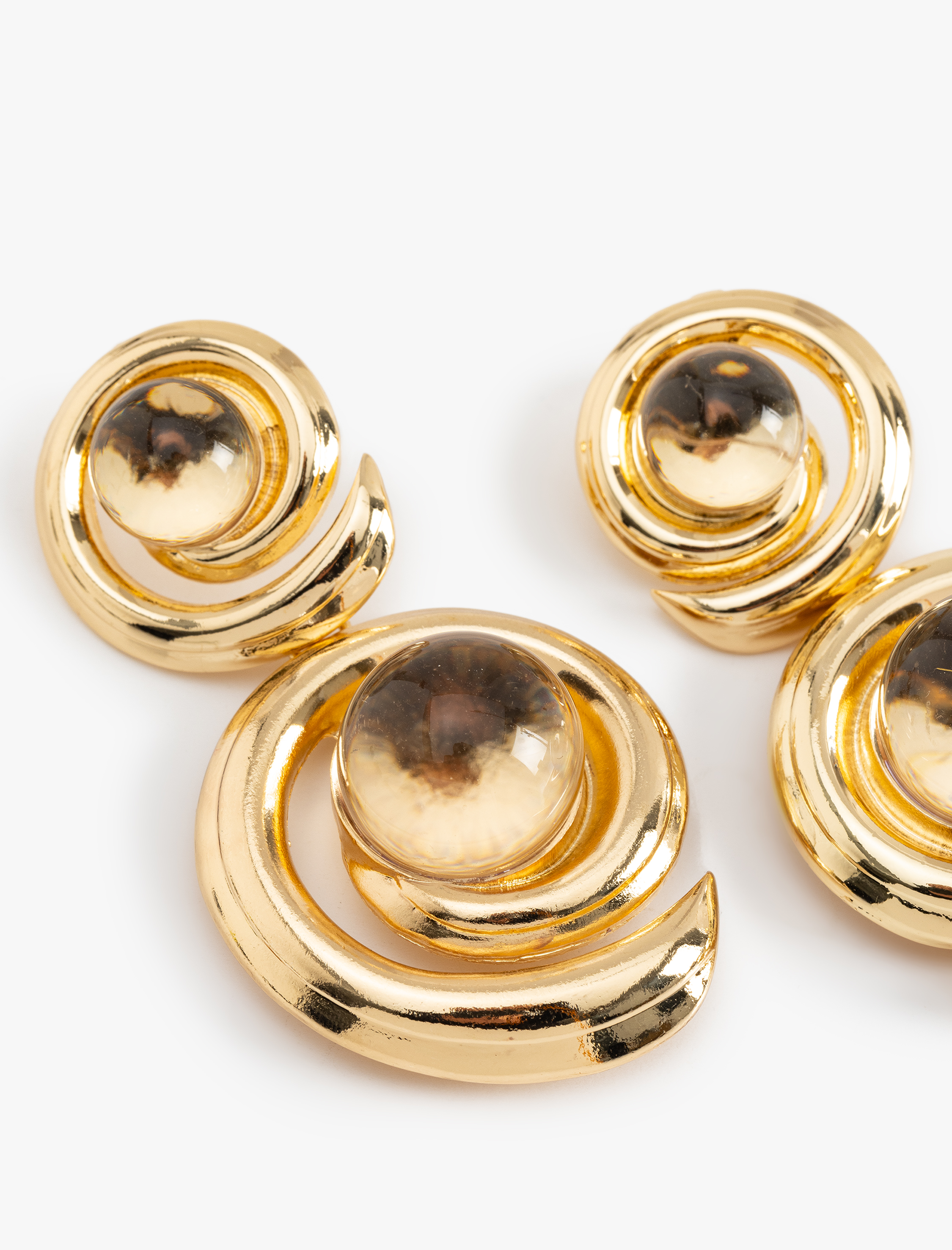  Kadın Sallantılı Büyük Boy Spiral Küpe - Koton X Melis Ağazat