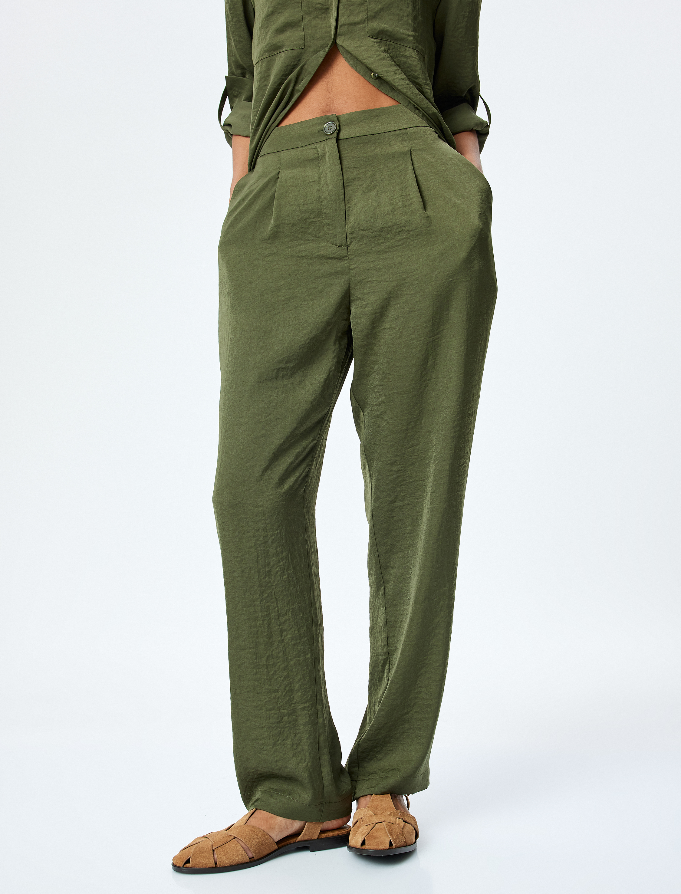   Pile Detaylı Cepli Bol Paça Aerobin Saten Pantolon