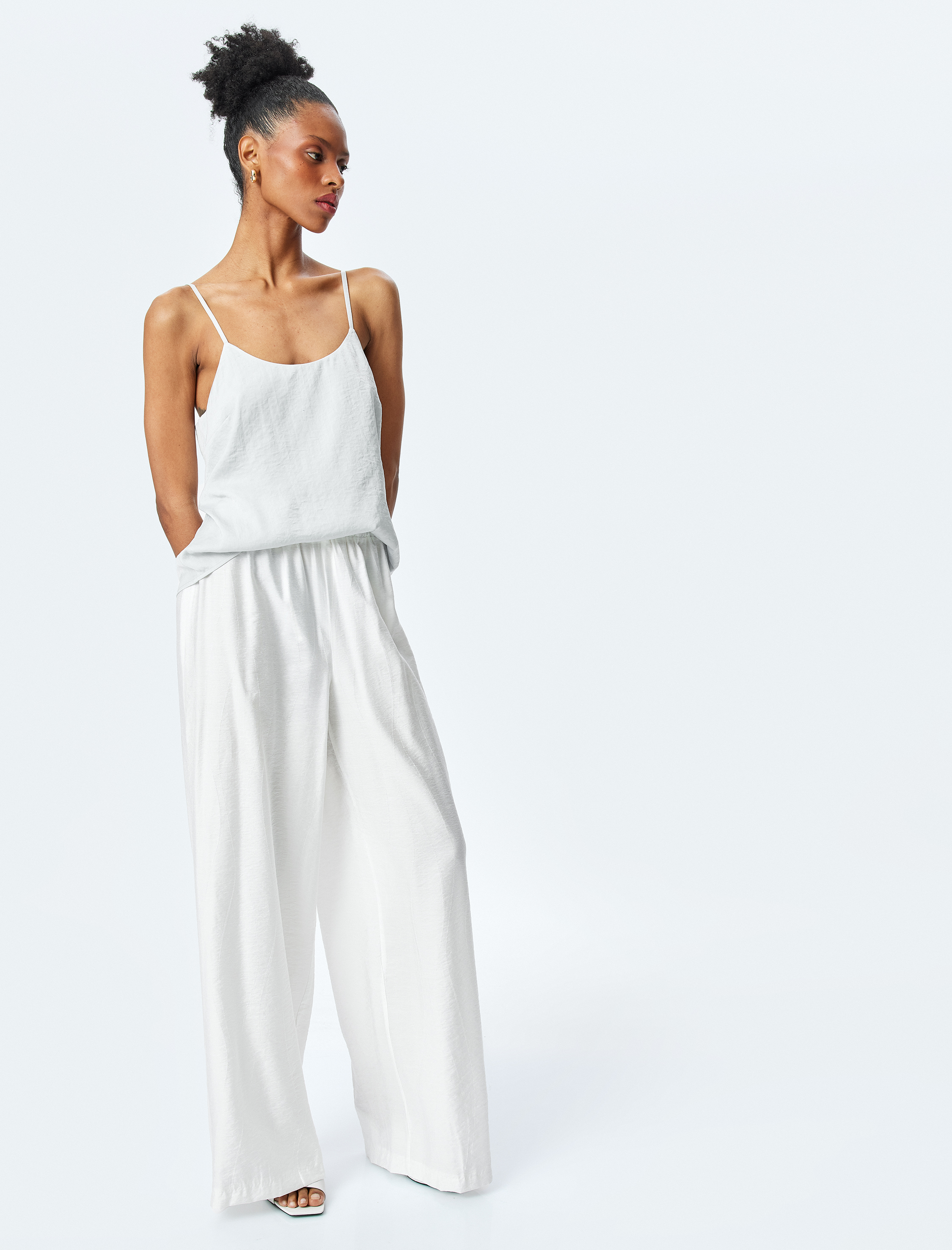   İnce Askılı Saten Atlet