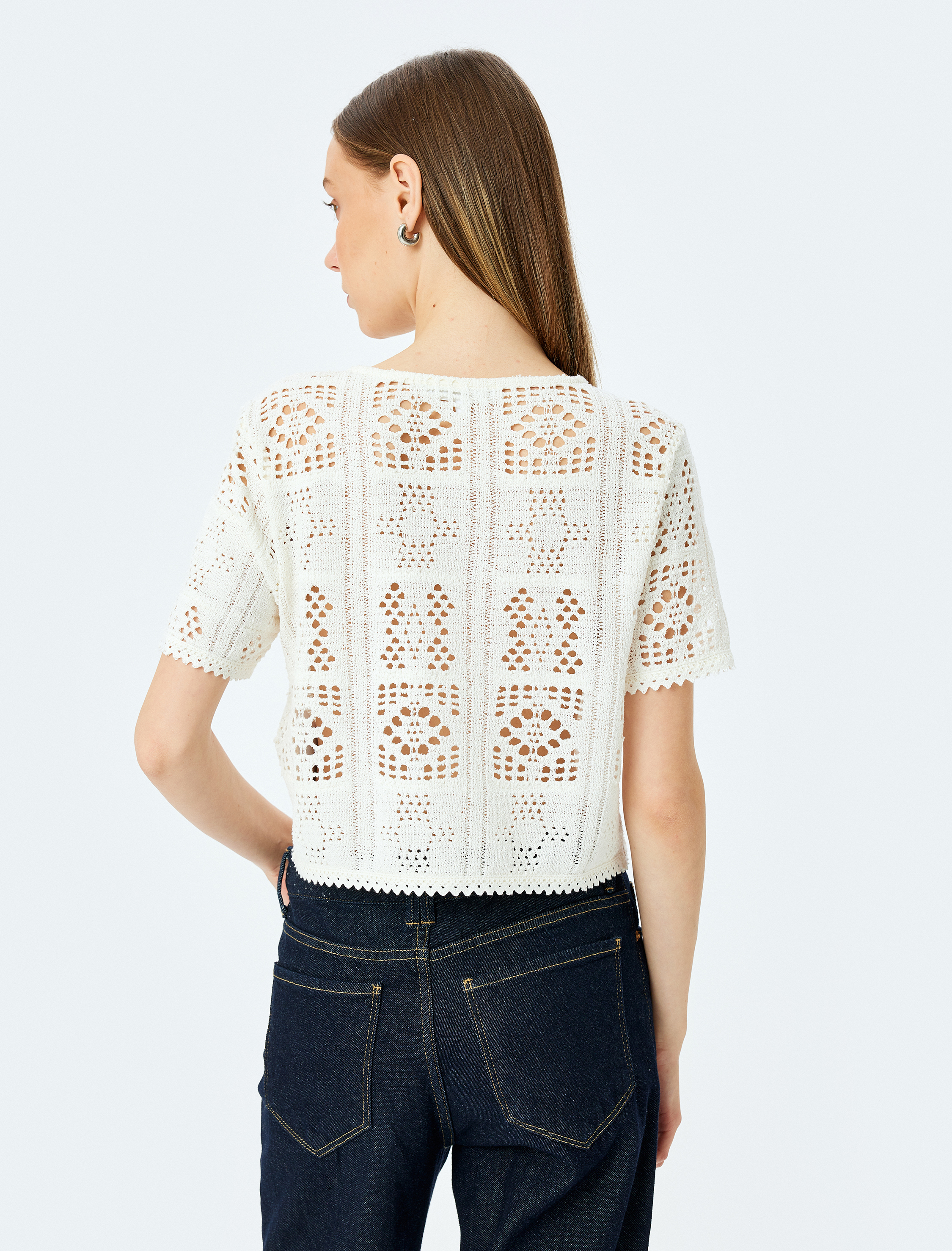 Ajurlu Bisiklet Yaka Kısa Kollu Crop Tişört