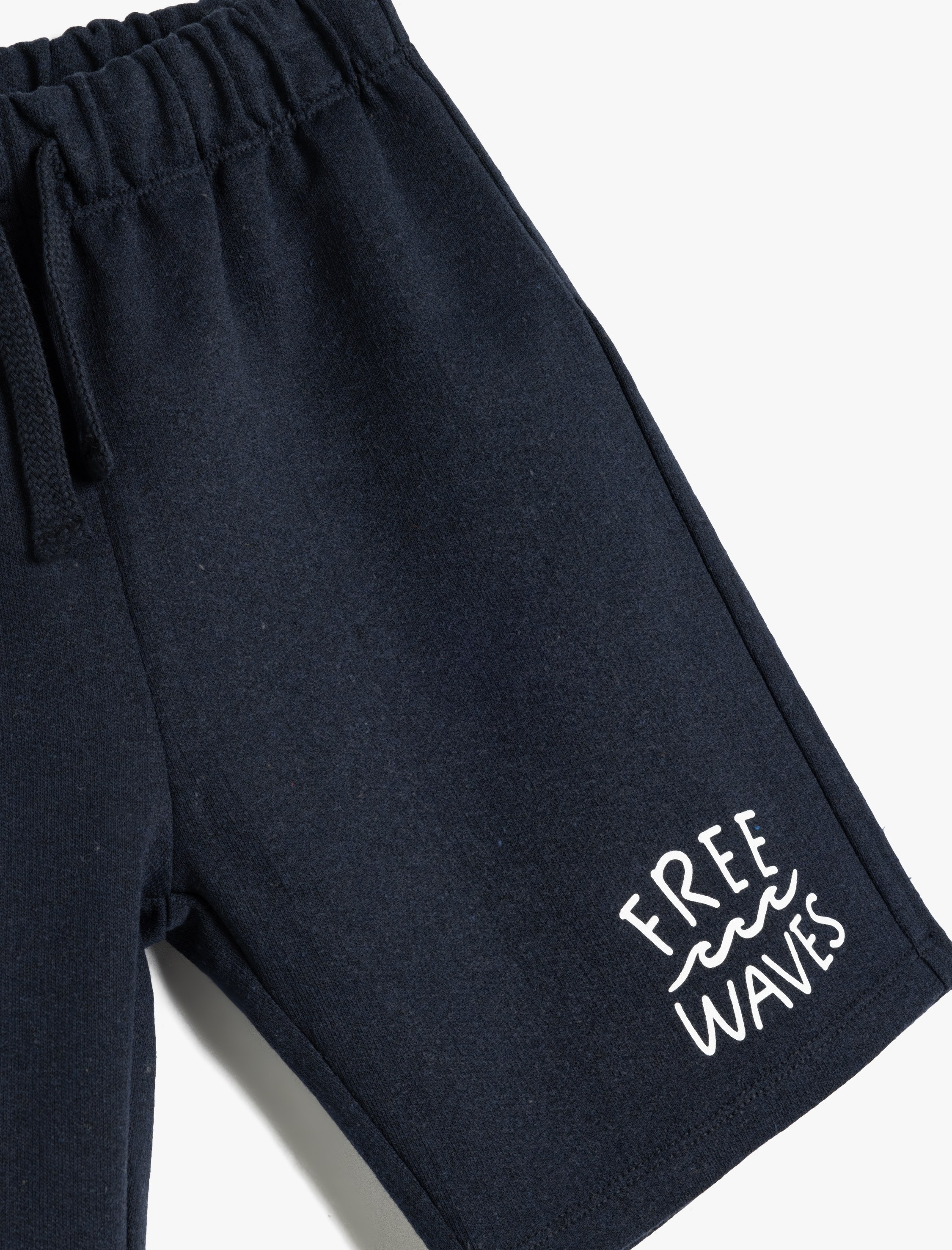  Erkek Çocuk Beli Bağlamalı Baskı Detaylı Şort