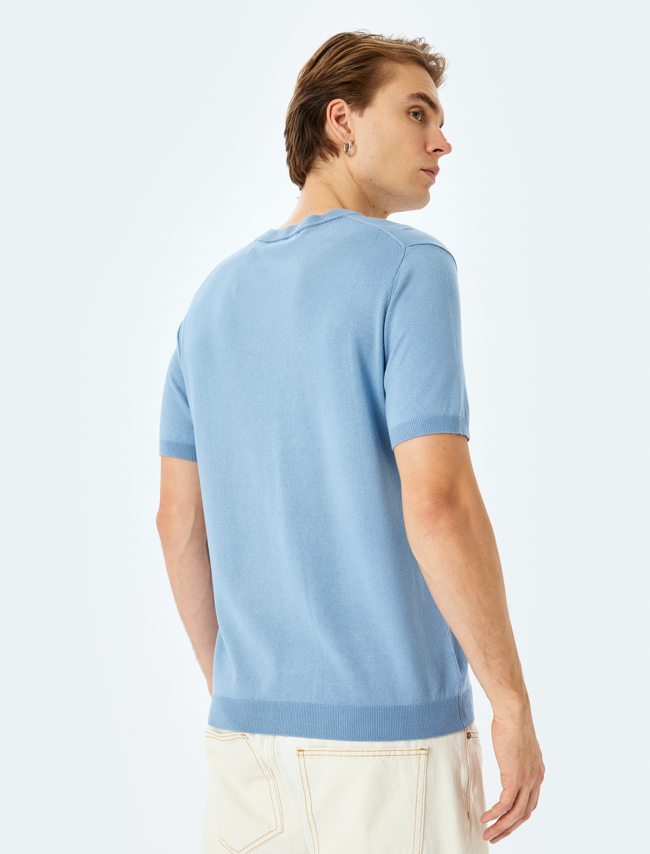   Regular Fit Bisiklet Yaka Viskon Basic Kısa Kollu Triko Tişört