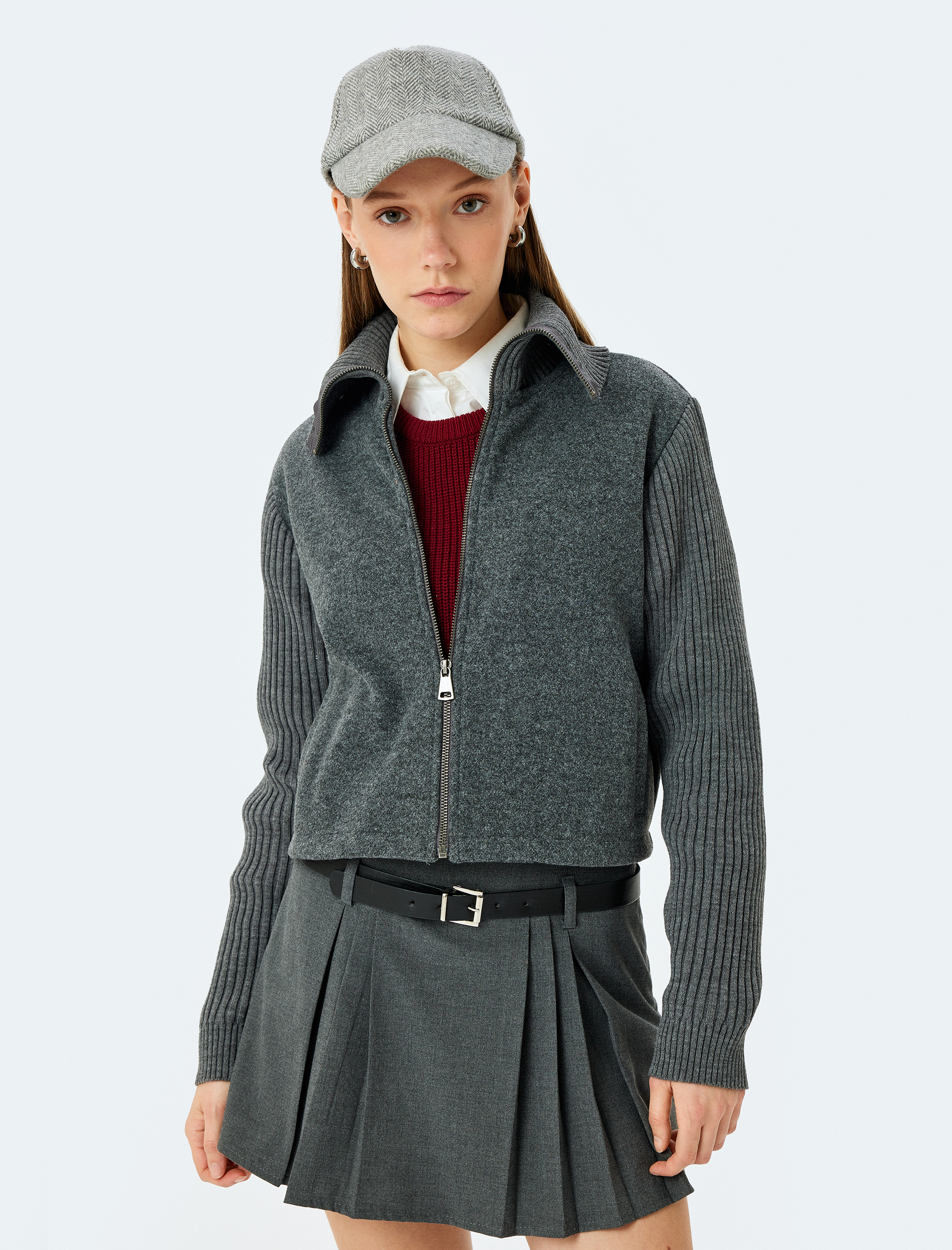   Fermuarlı Slim Fit Dik Yaka Uzun Kollu Sweatshirt