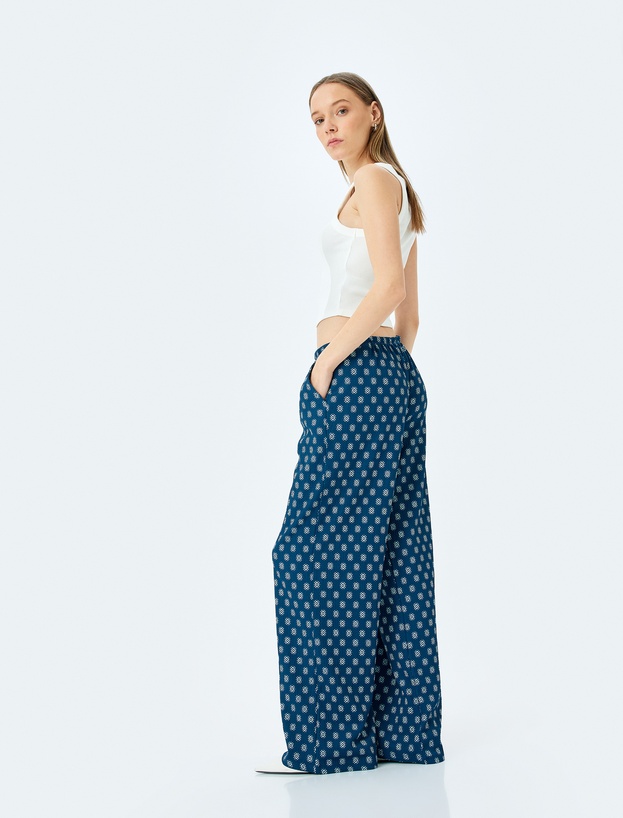 Beli Bağcıklı Rahat Kalıp Geniş Paça Pantolon_0