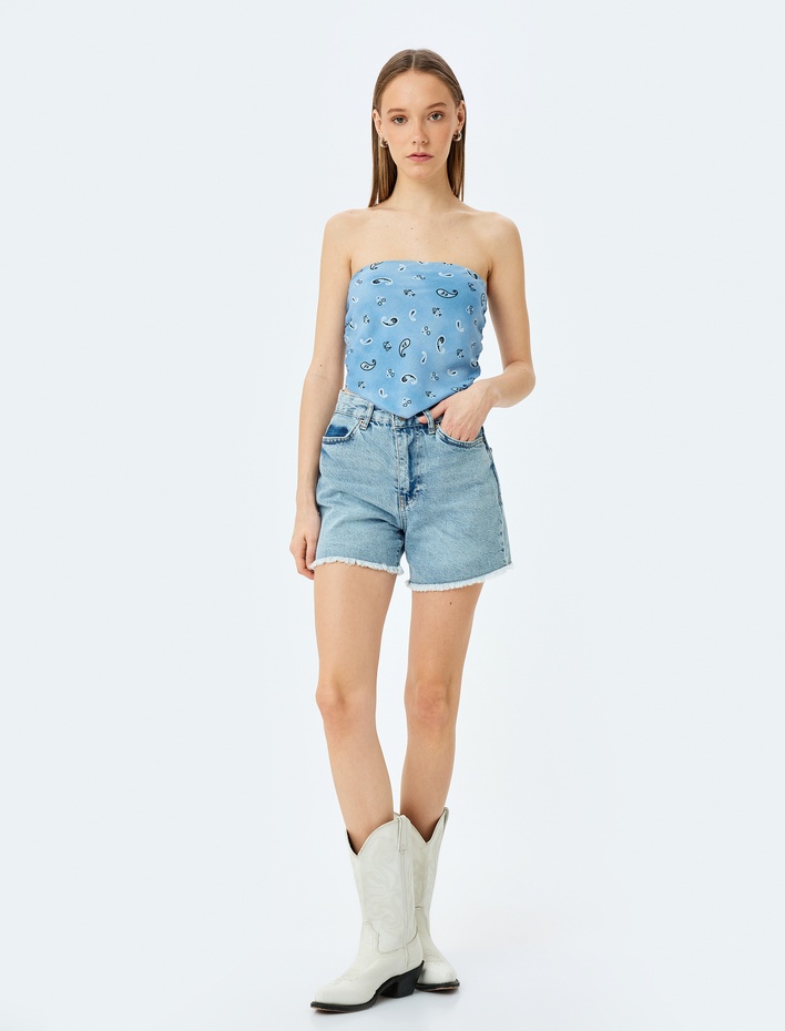  Kolsuz Gipeli Straplez Yaka Asimetrik Crop Viskon Bluz