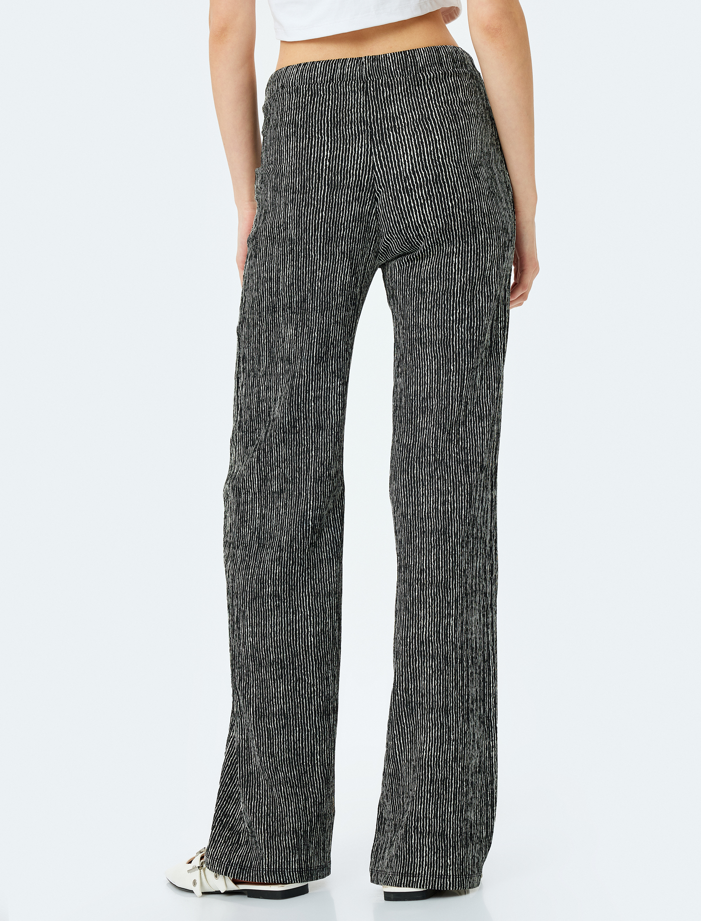   Beli Bağcıklı Geniş Paça Pantolon Bürümcük