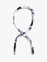 Soyut Desenli Kare Şal