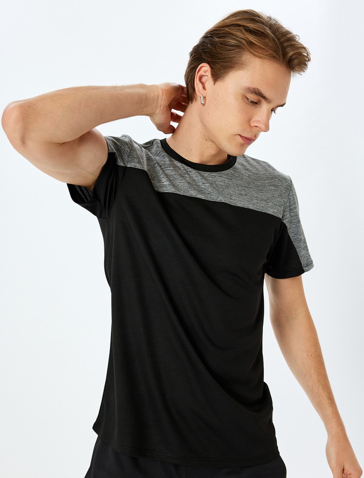  Renk Kontrastlı Kısa Kollu Bisiklet Yaka Spor Tişört