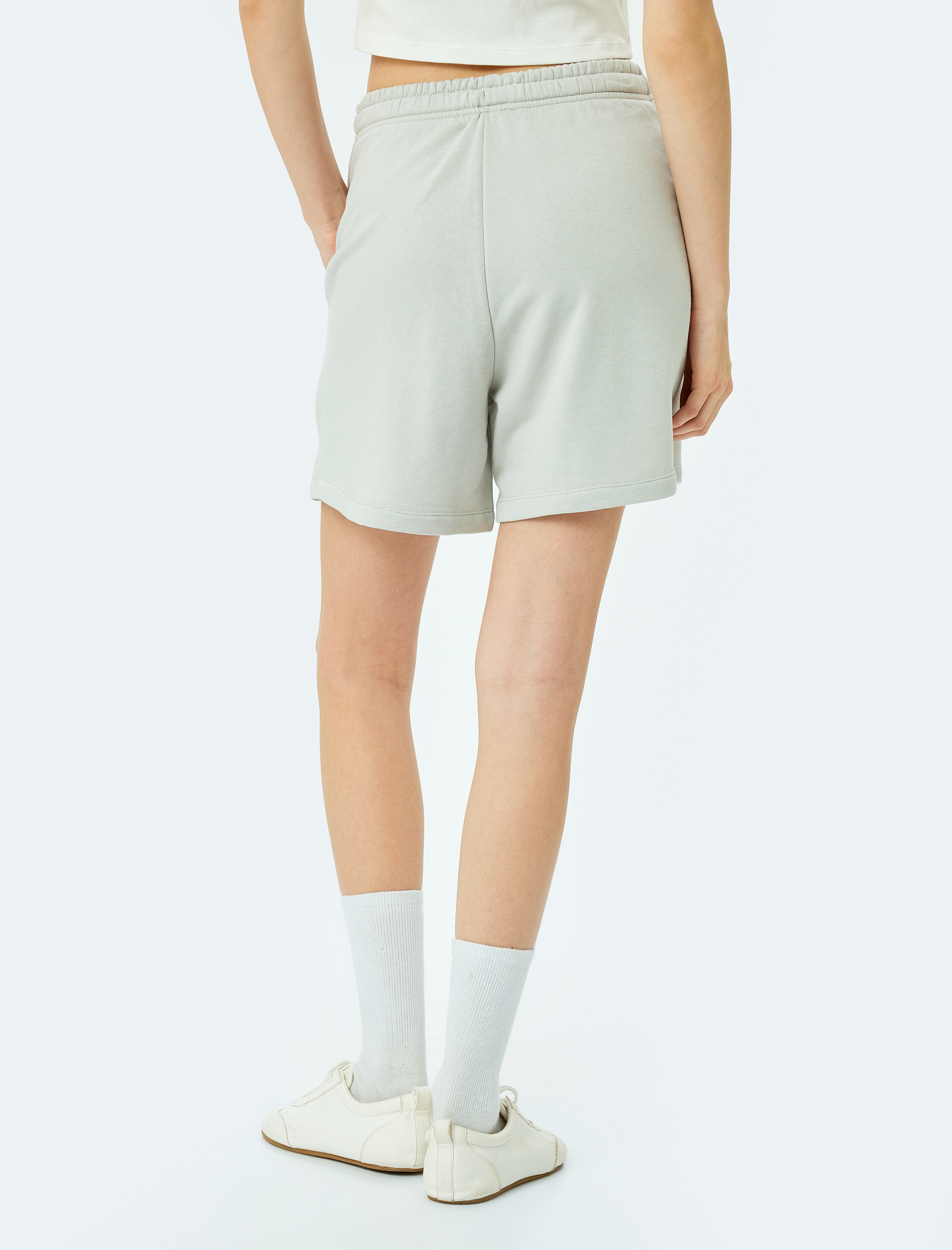   Beli Bağcıklı Slogan Nakışlı Cepli Şort